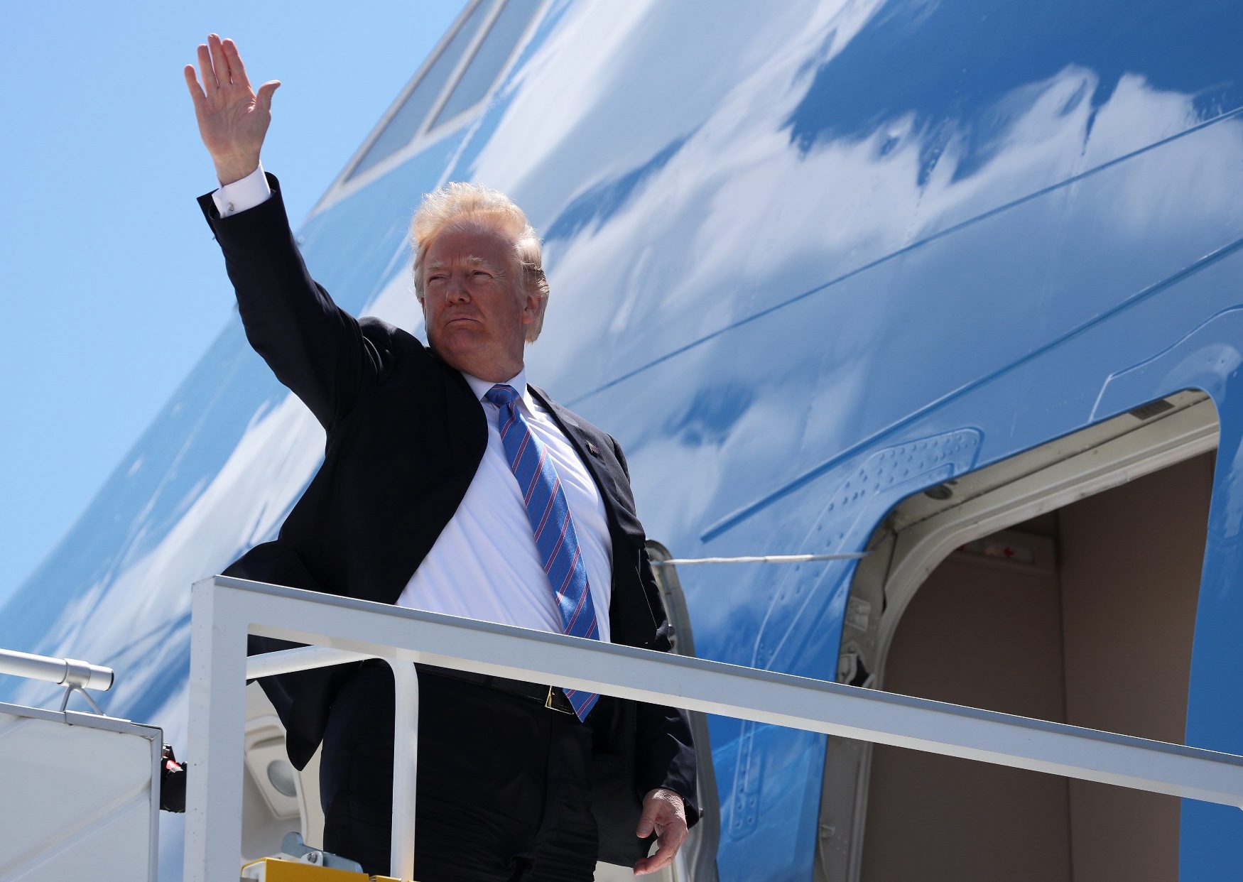 2018-06-09T202120Z_1333899892_HP1EE691KJJC9_RTRMADP_3_G7-SUMMIT-CANADA