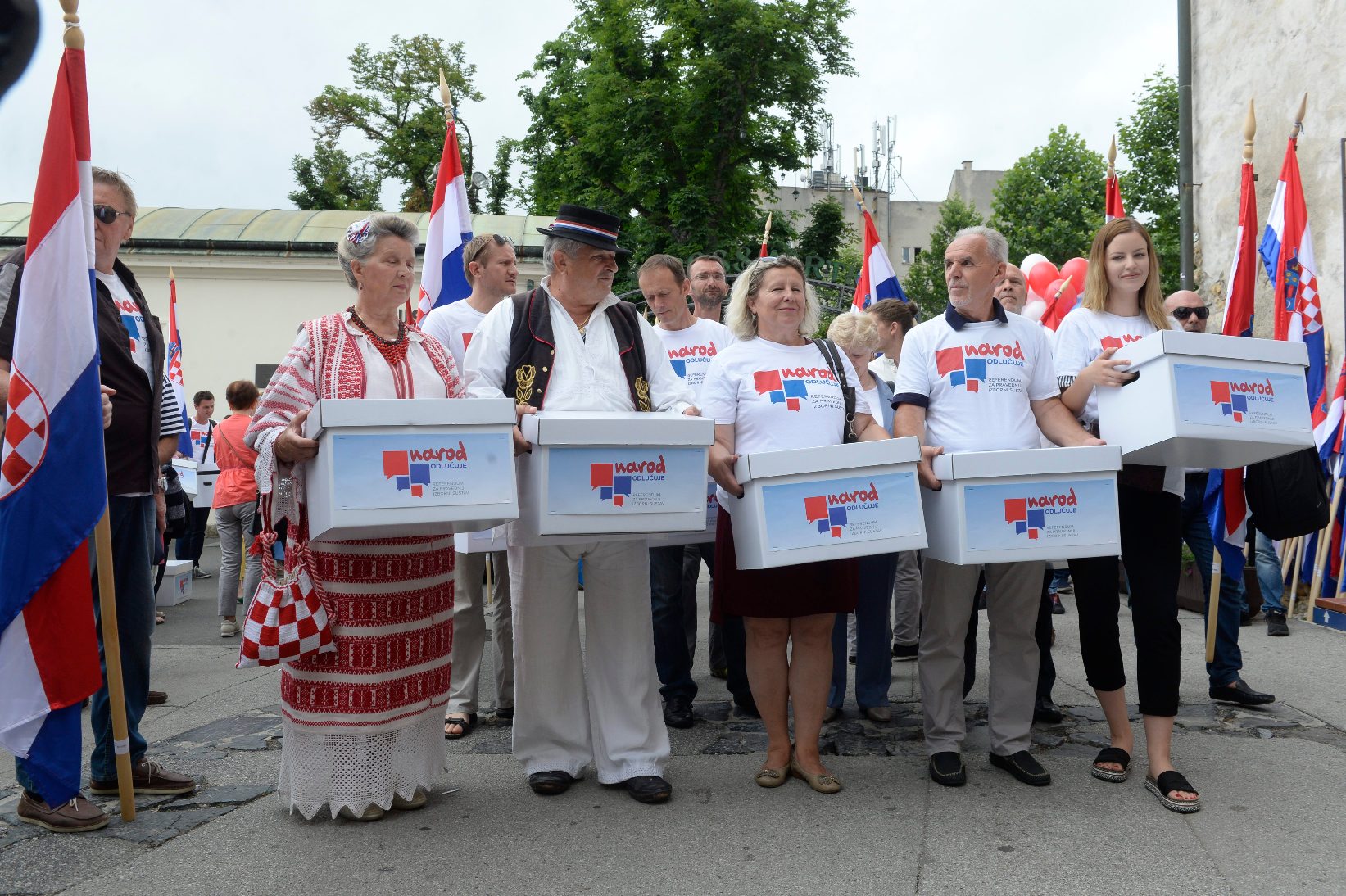 narod_odlucuje2-120618