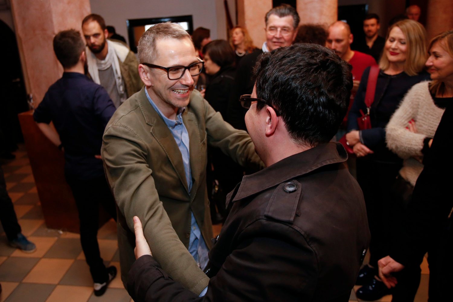 Oliver Frljić na premijeri predstave 'Šest likova traži autora' u Kerempuhu