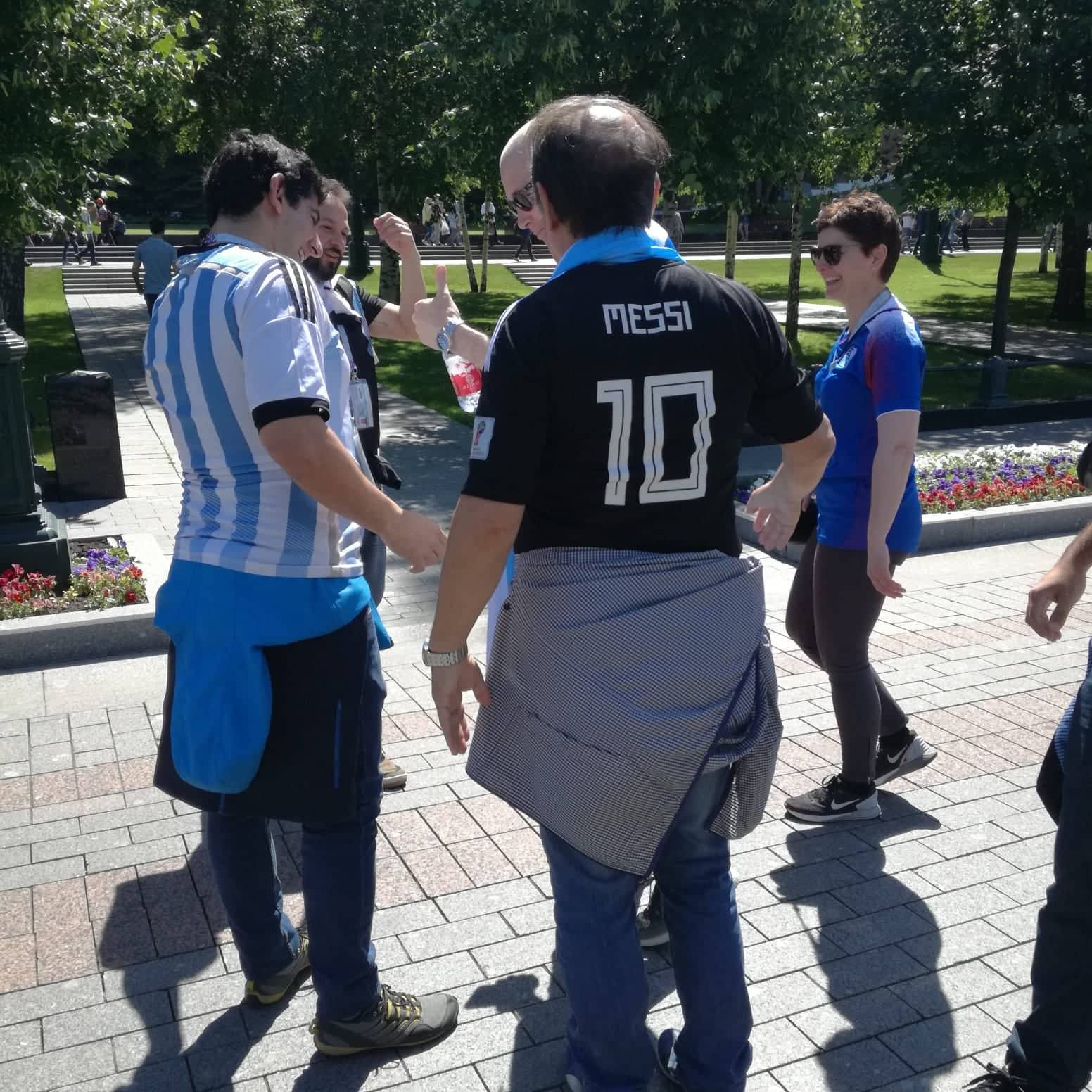 35306013_10216695787335415_5997633099687526400_n