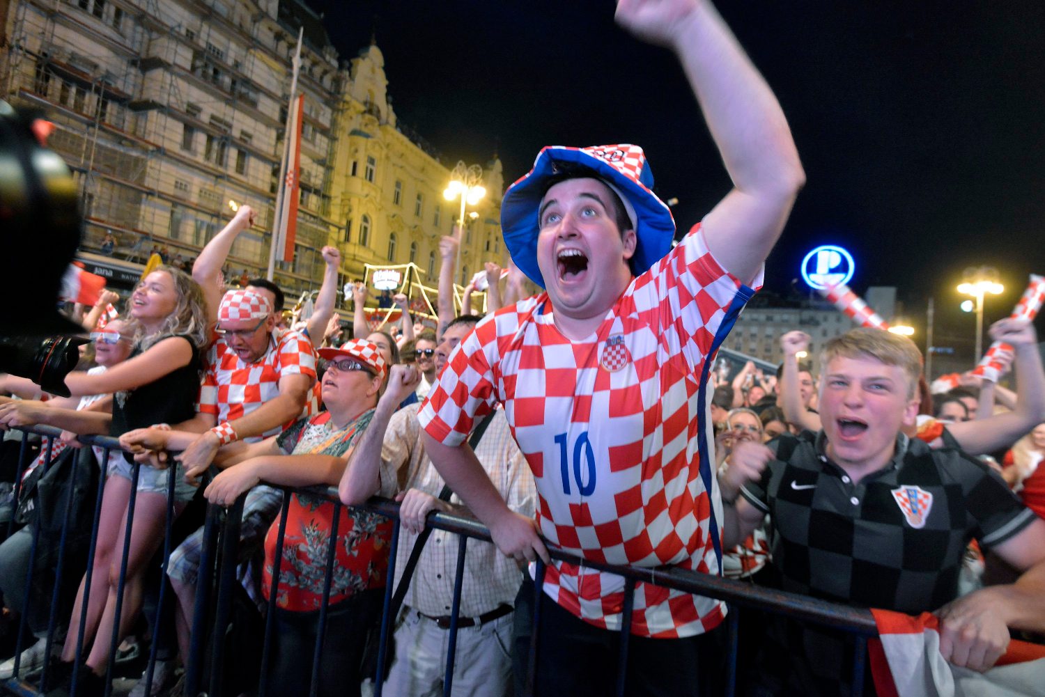 navijaci_zagreb3-160618