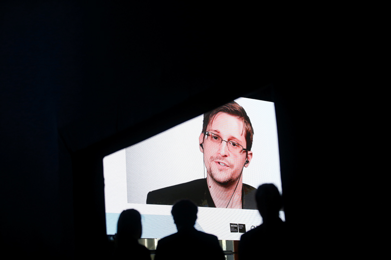 Snowden tijekom konferencije u Estorilu