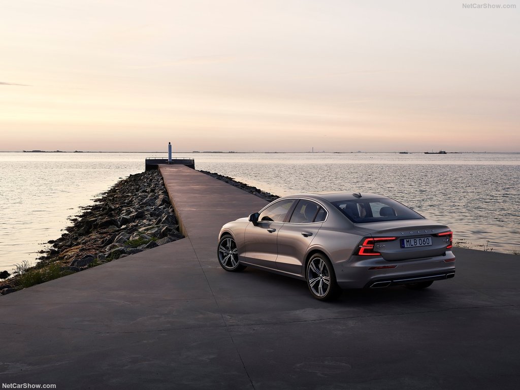 Volvo-S60-2019-1024-23