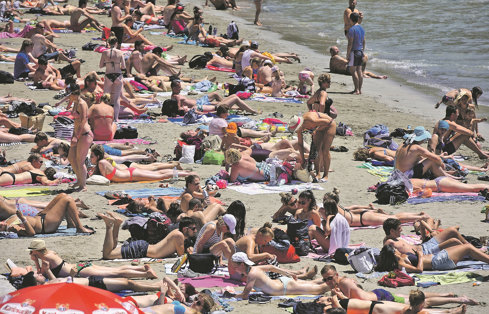 192452-244882-sezona_turisti9-230618_1