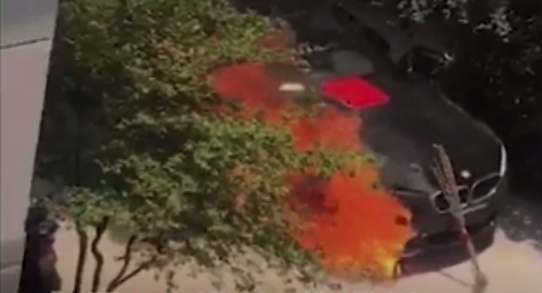 02d0c2a5-bmw-5-series-china-fire-5