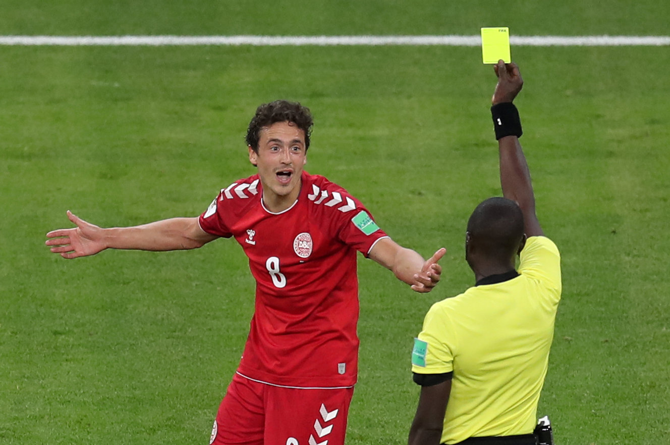 2018-06-16T175026Z_482945174_RC1258DFB8C0_RTRMADP_3_SOCCER-WORLDCUP-PER-DNK