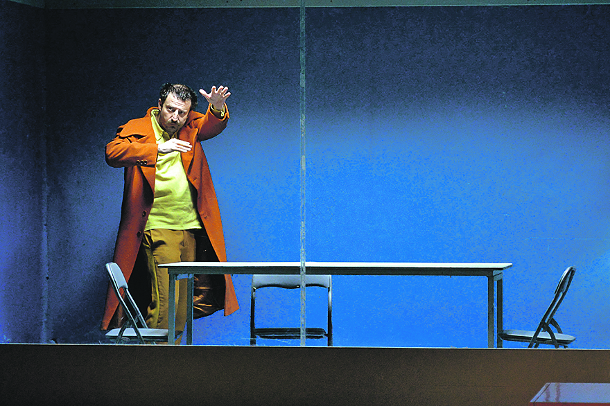 dani_satire15-050618