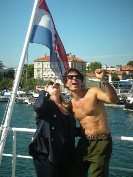 Patrick Muldoon s majkom Deannom Marie na brodu za njezin rodni Dugi otok