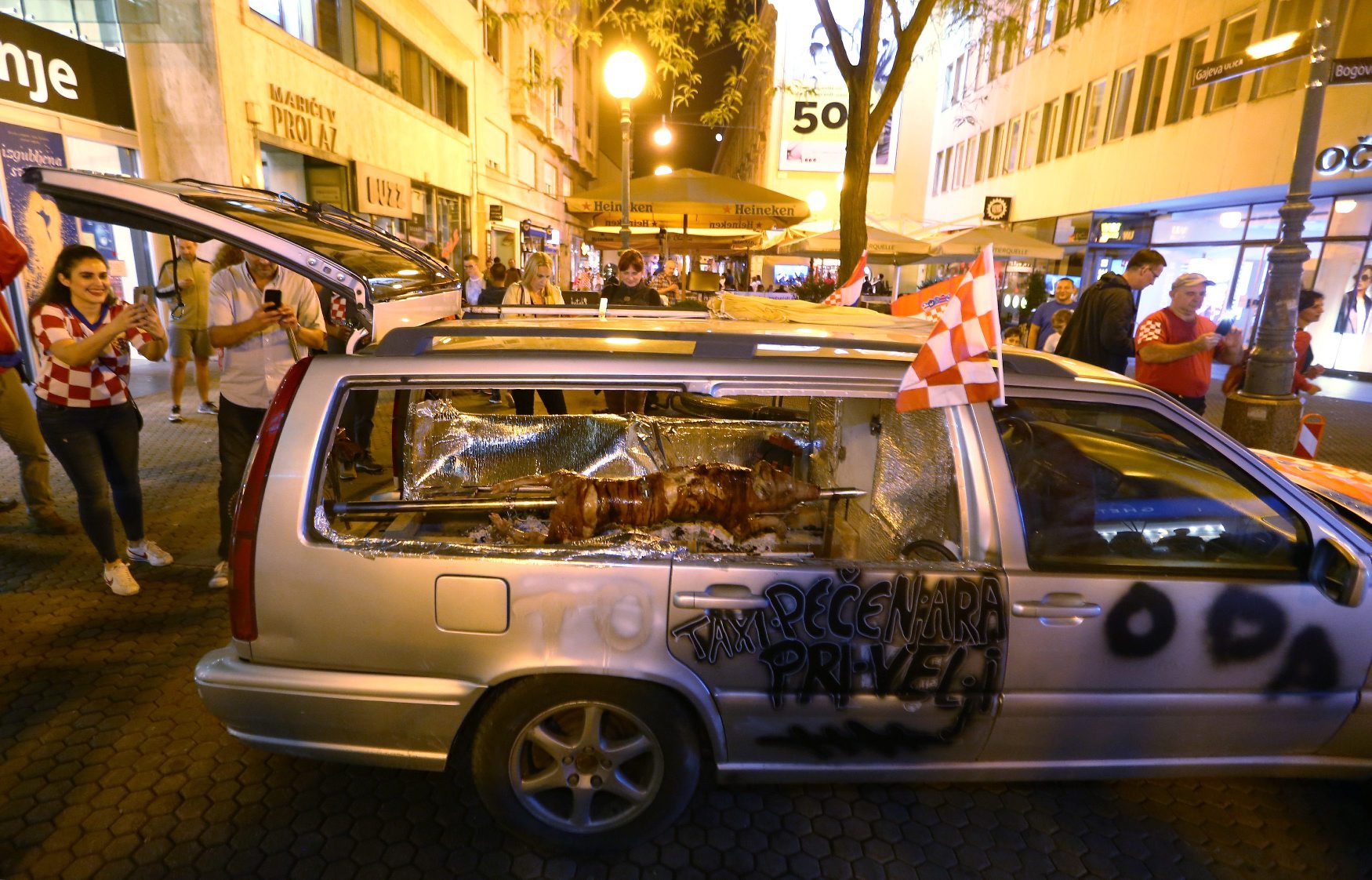 Ražanj u gepeku automobila u Gajevoj ulici