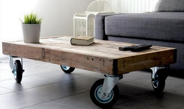 Namještal na kotačićima 4