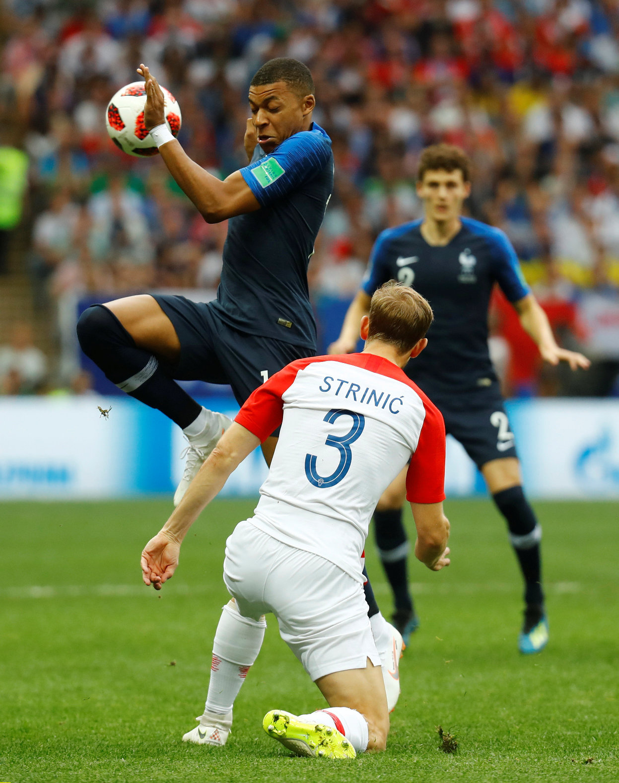 2018-07-15T150439Z_912780096_RC1412F1EED0_RTRMADP_3_SOCCER-WORLDCUP-FINAL