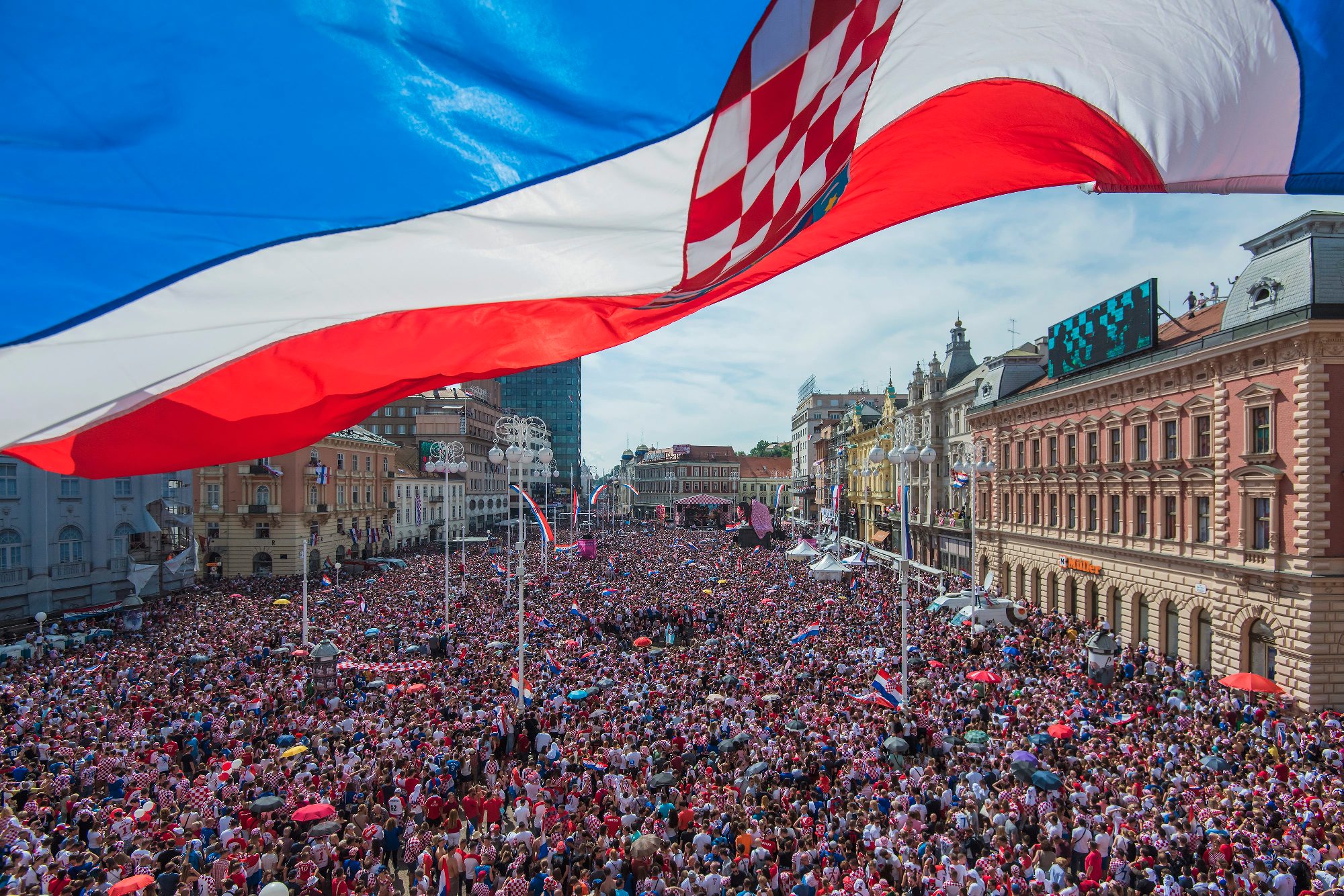 docek_trg_neja10-160718_1