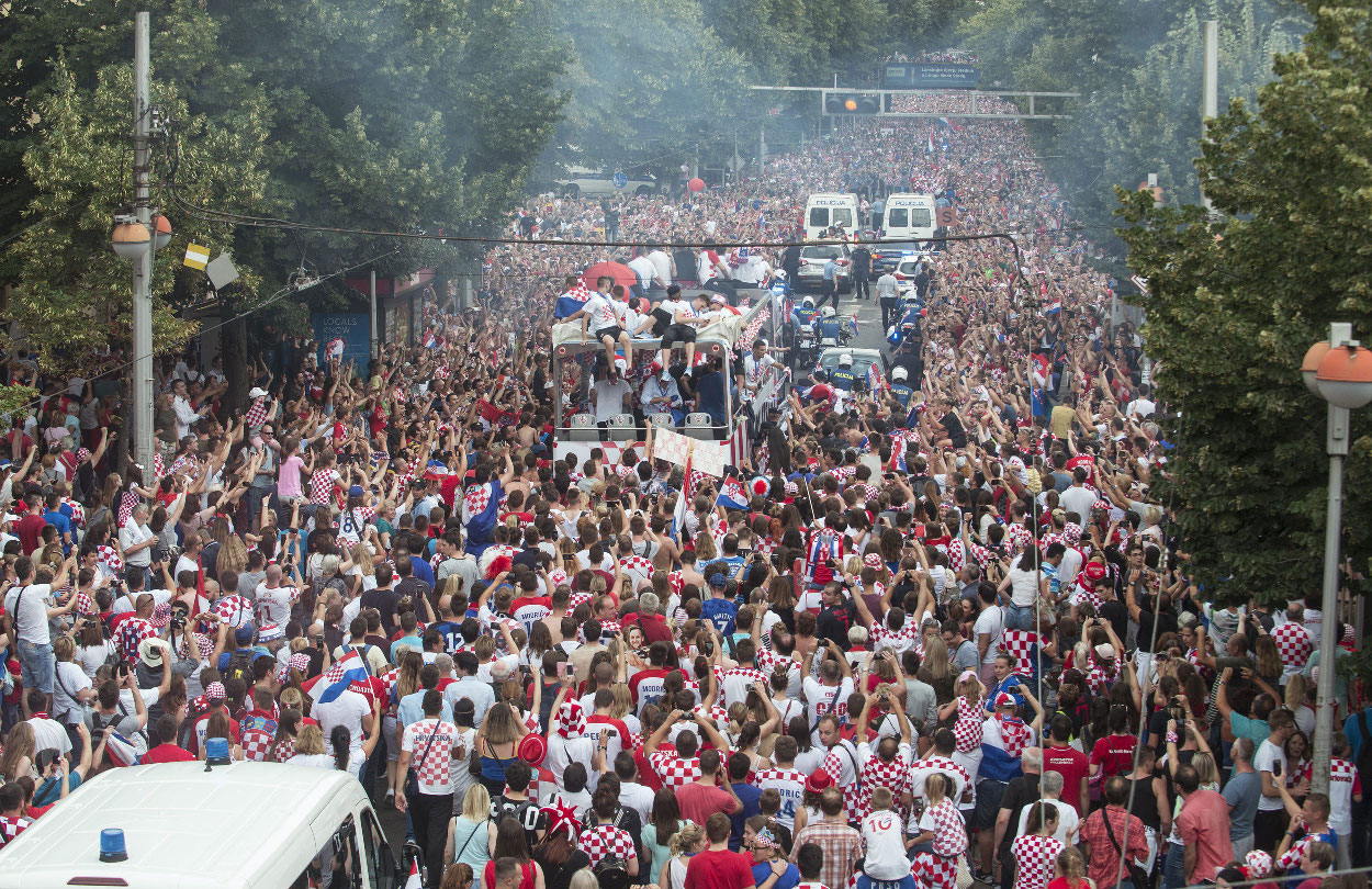 vatreni_savska8-160718_2