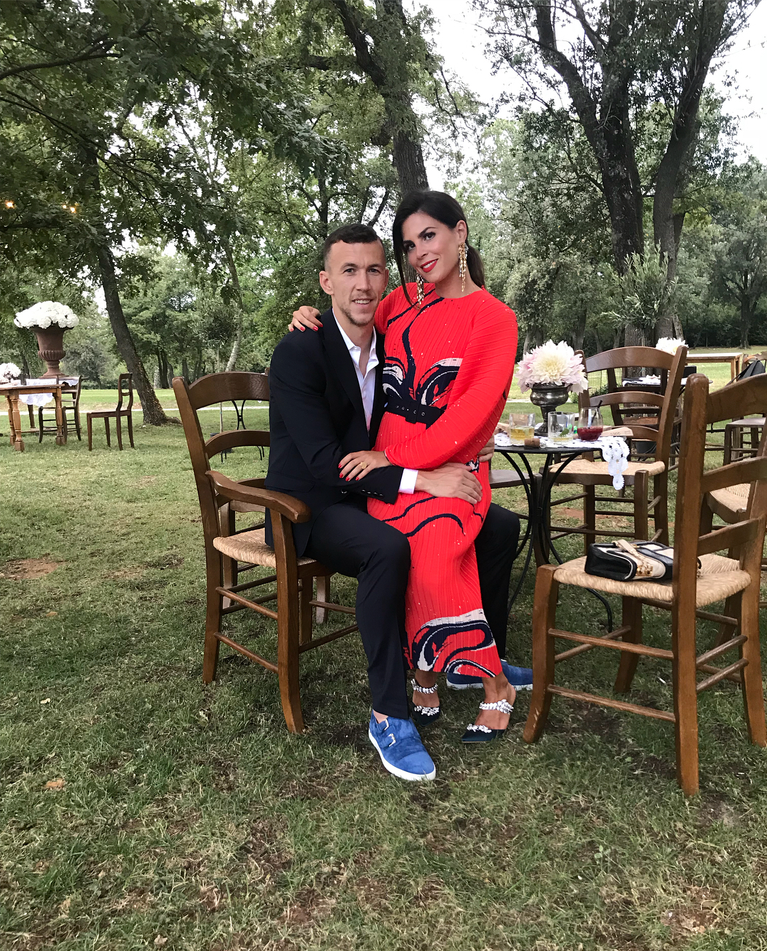 36936640_1959000430785515_4001497824251346944_n(1)