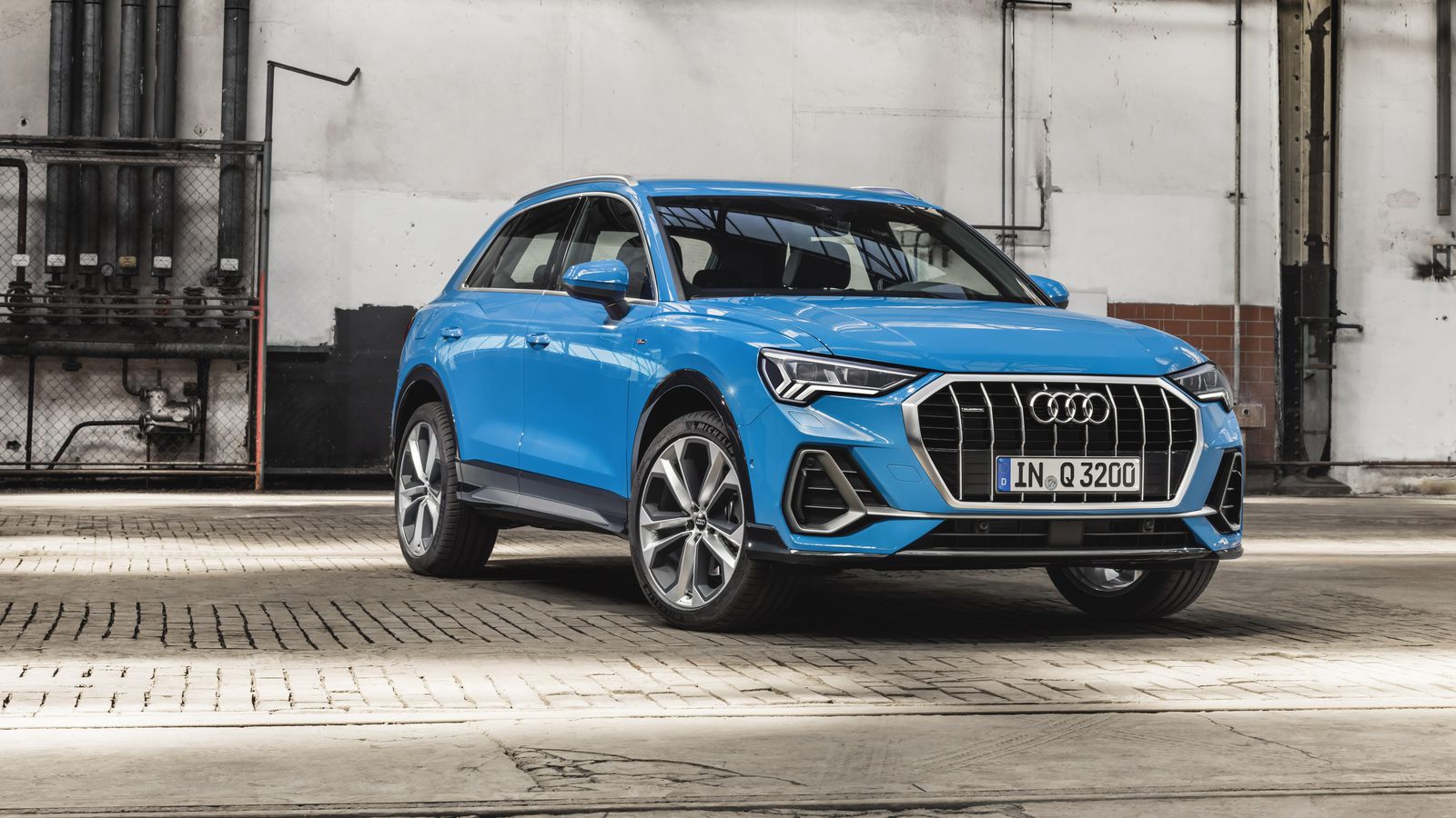 b070718a-2019-audi-q3-unveiled-4