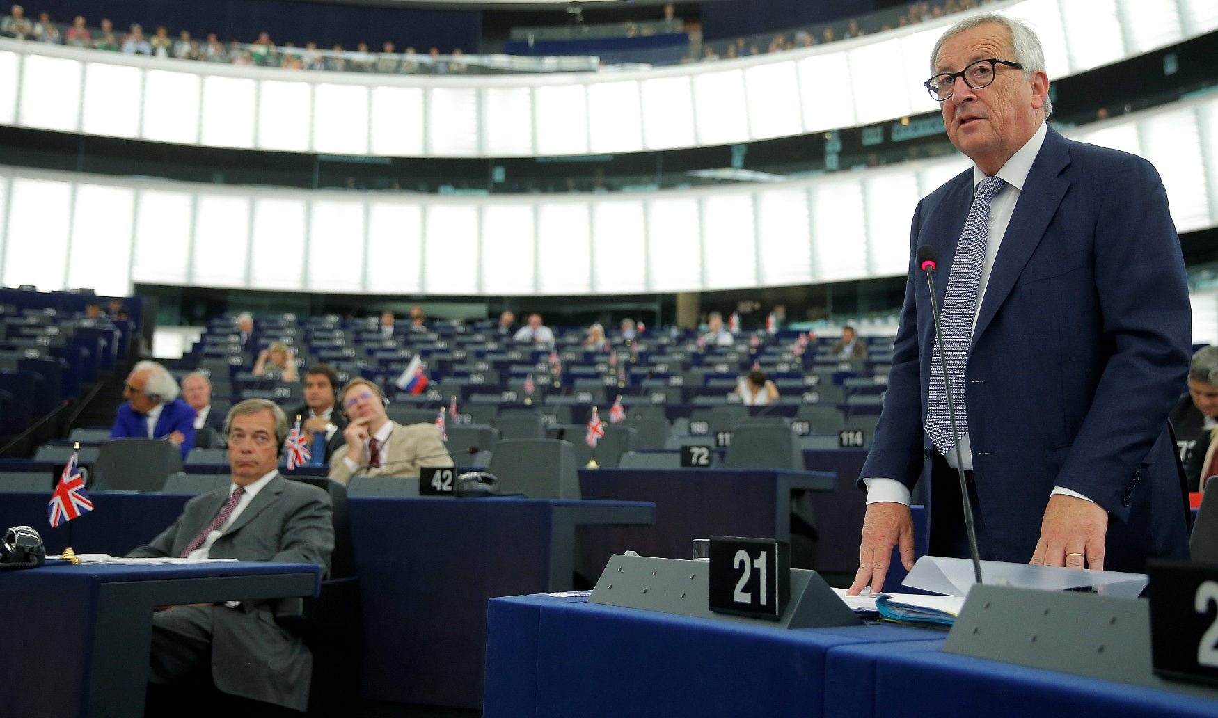 2018-07-03T134550Z_1168173724_RC149D8B8DC0_RTRMADP_3_EU-POLITCS-JUNCKER