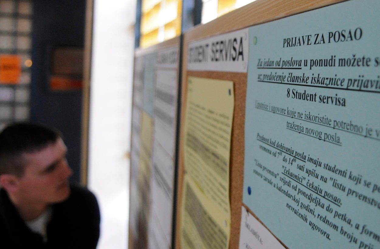 Arhiva; Oglasna ploča u zagrebačkom SC-u