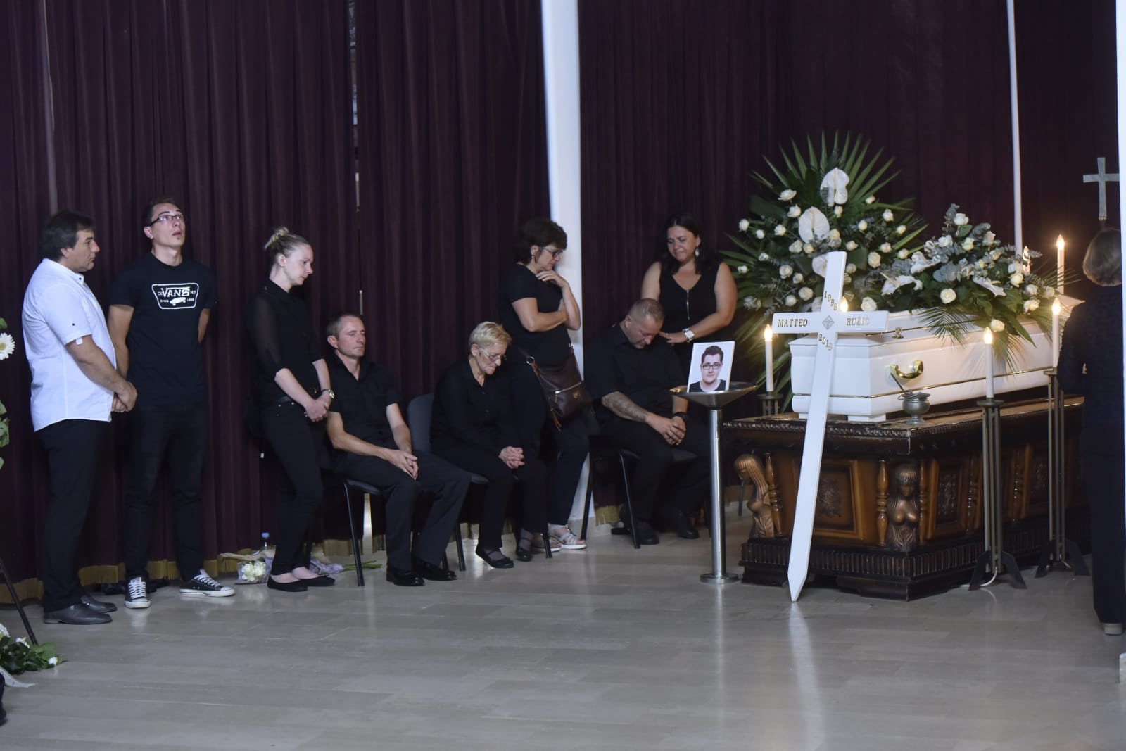 Obitelj i prijatelji se opraštaju od Mattea Ružića