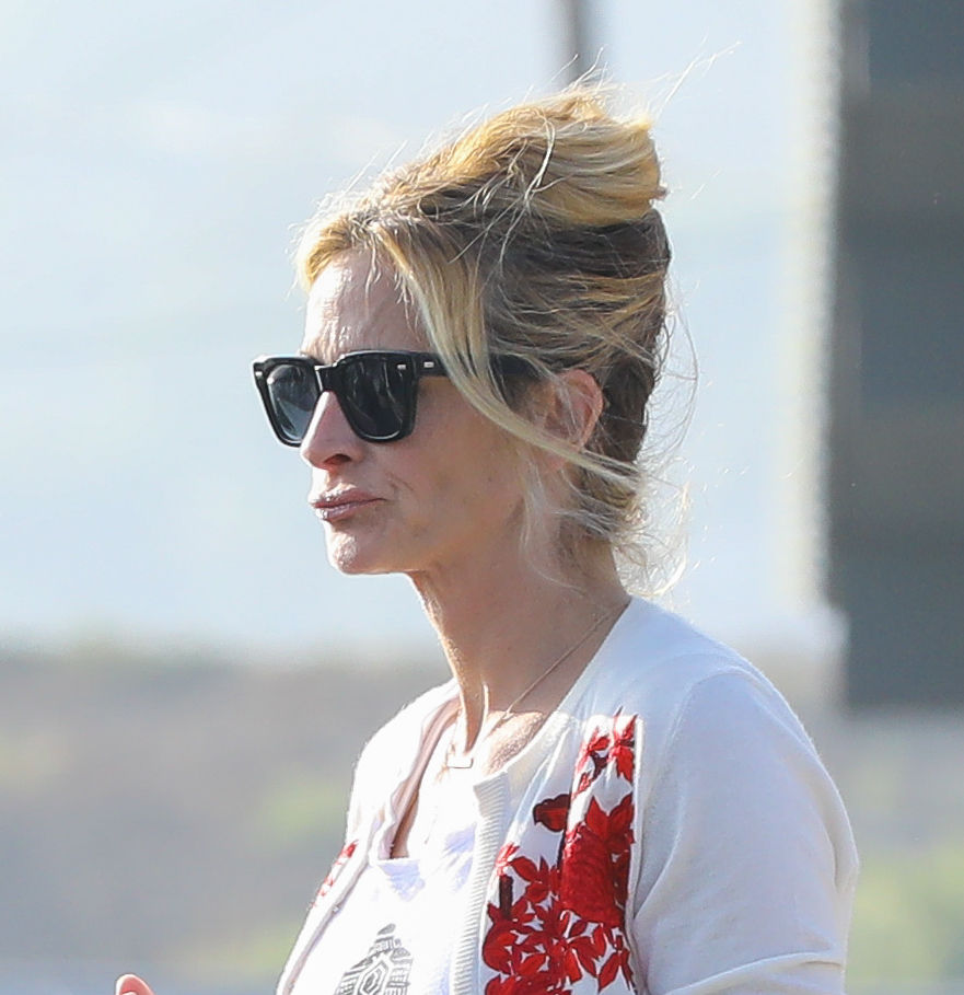 X17_julia_roberts_aging_082418_07