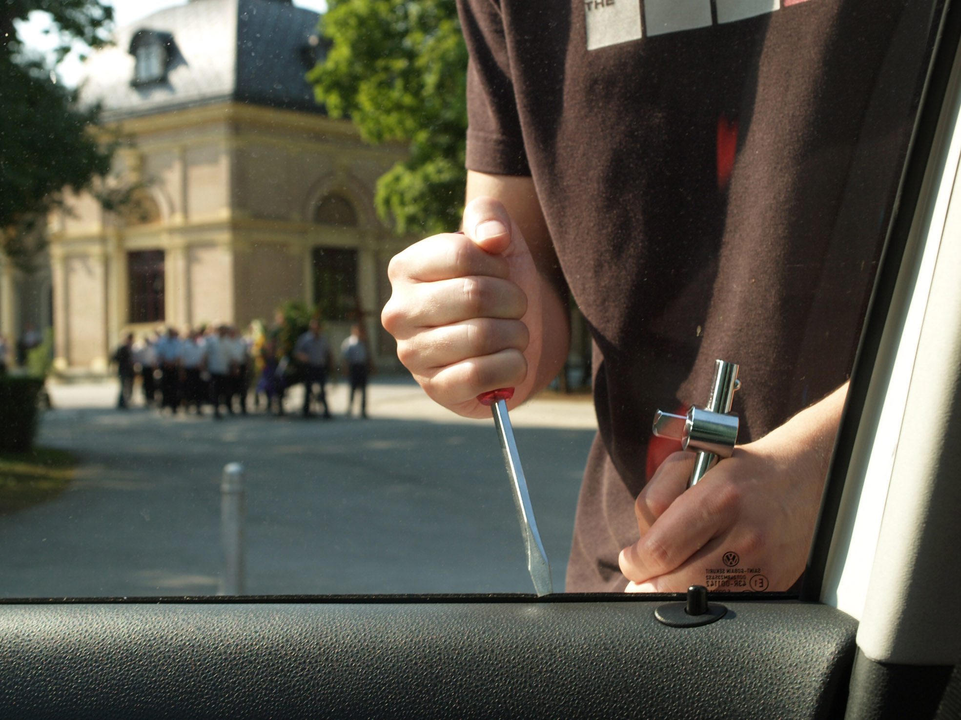 Ilustracija: provala