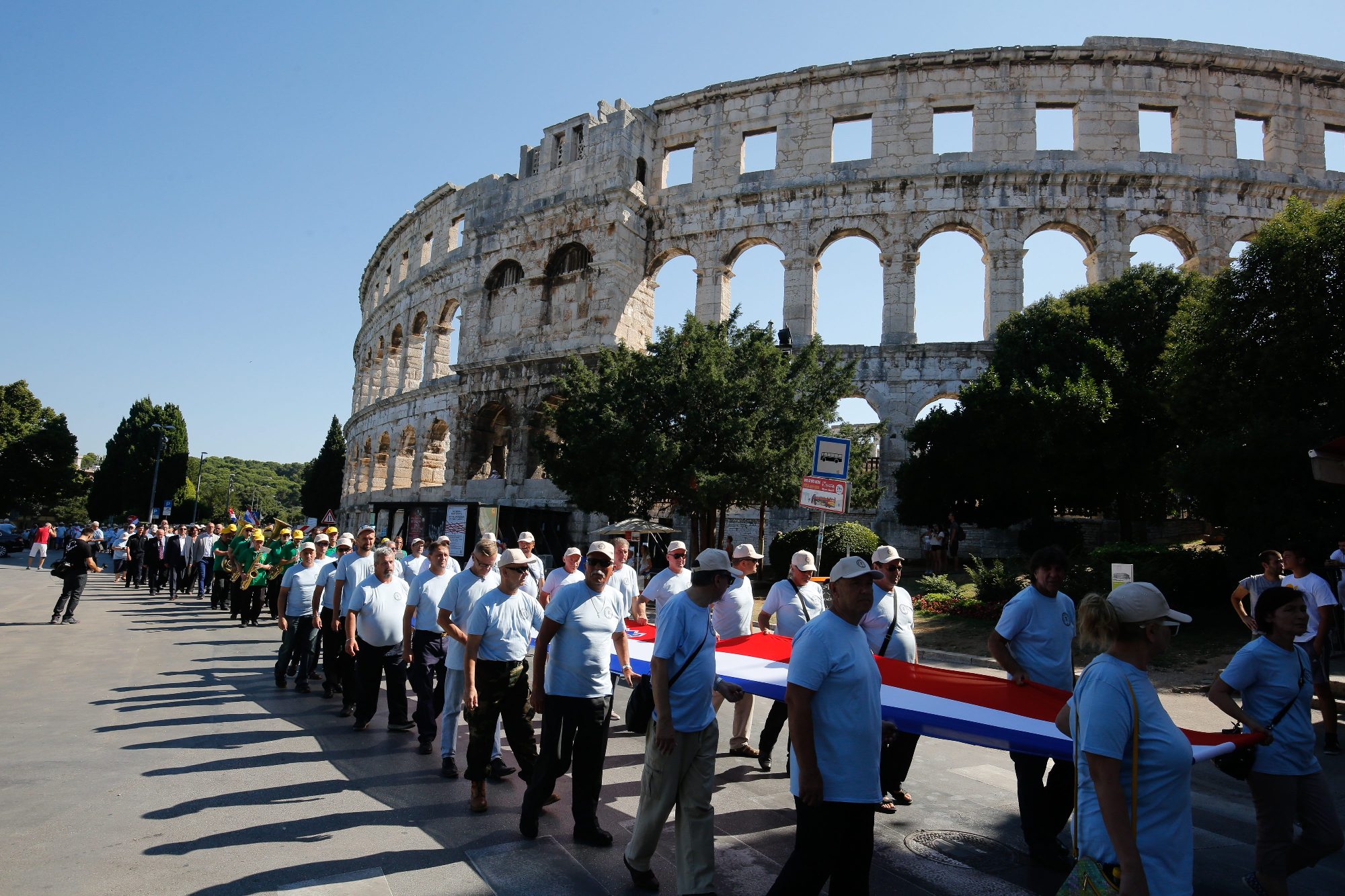 mimohod_oluja09-050818