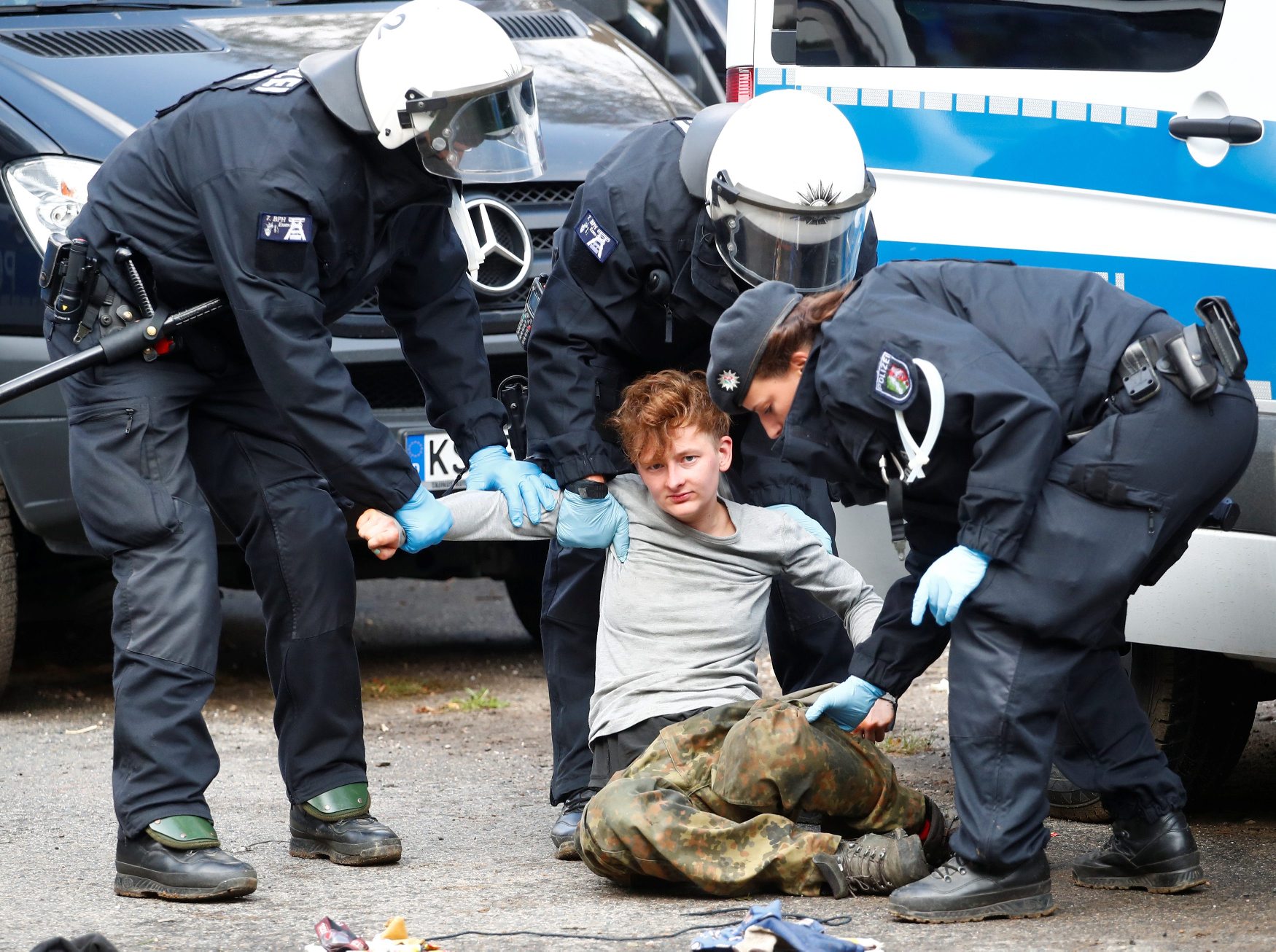 2018-09-13T135620Z_1372250365_RC14F8665500_RTRMADP_3_GERMANY-ENERGY