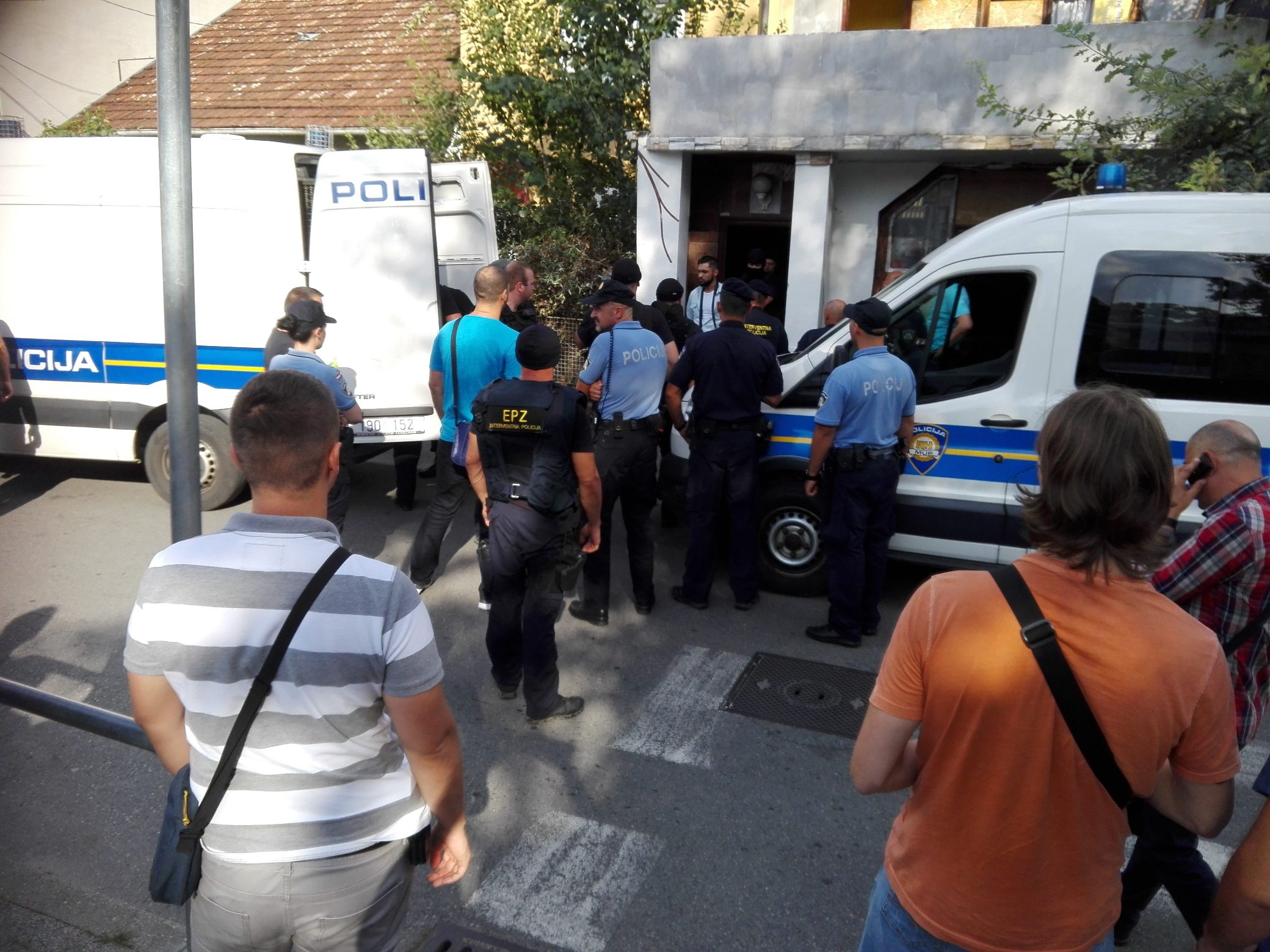 Intervencija policija u popodnevnim satima