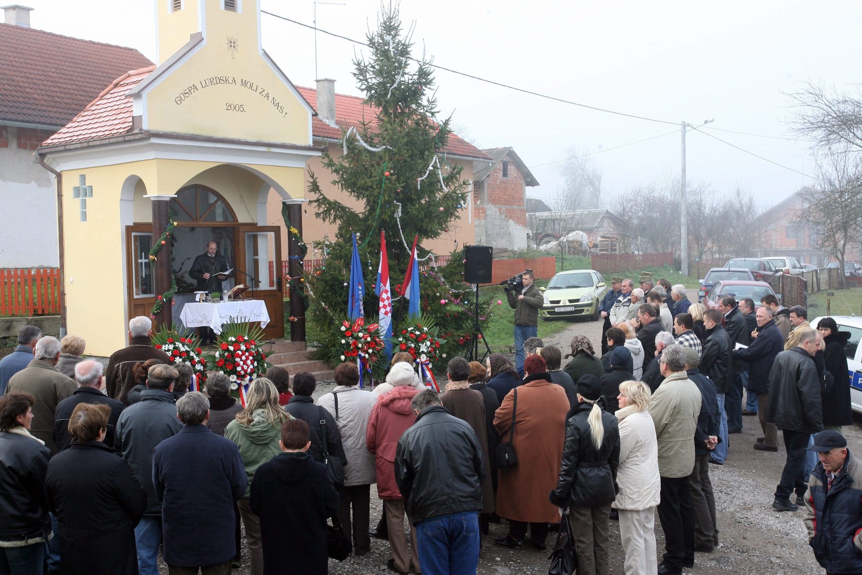 Komemoracija za 21 žrtvu ratnog zločina u selu Joševica (2006.)