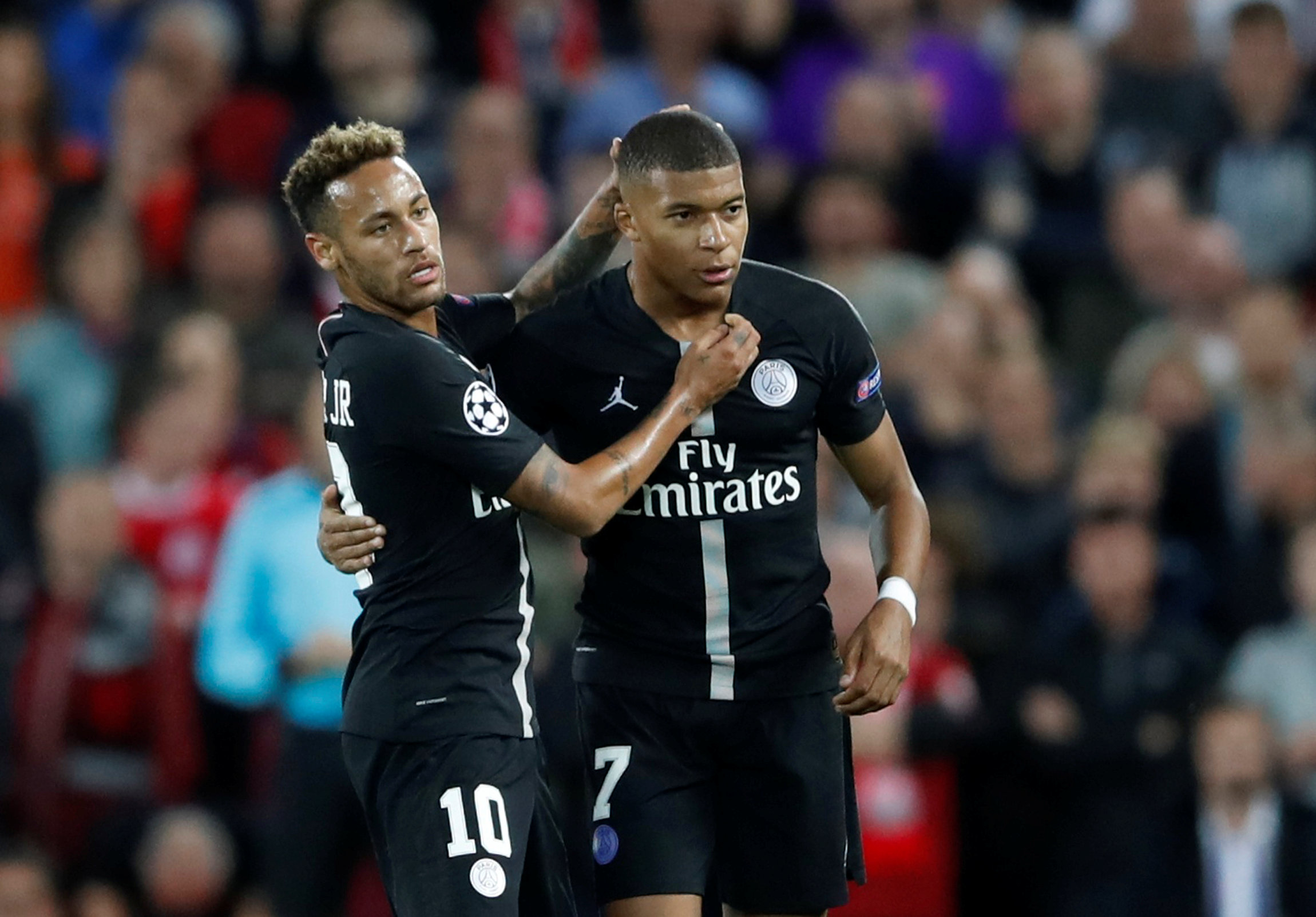 2018-09-18T204524Z_166638529_RC1AD789C330_RTRMADP_3_SOCCER-CHAMPIONS-LIV-PSG