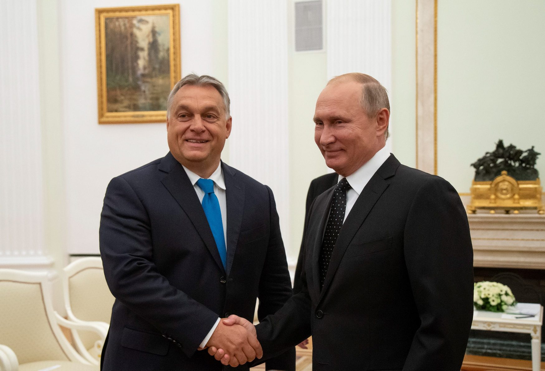 2018-09-18T112747Z_109621085_RC1F444D6730_RTRMADP_3_RUSSIA-HUNGARY-PUTIN-ORBAN