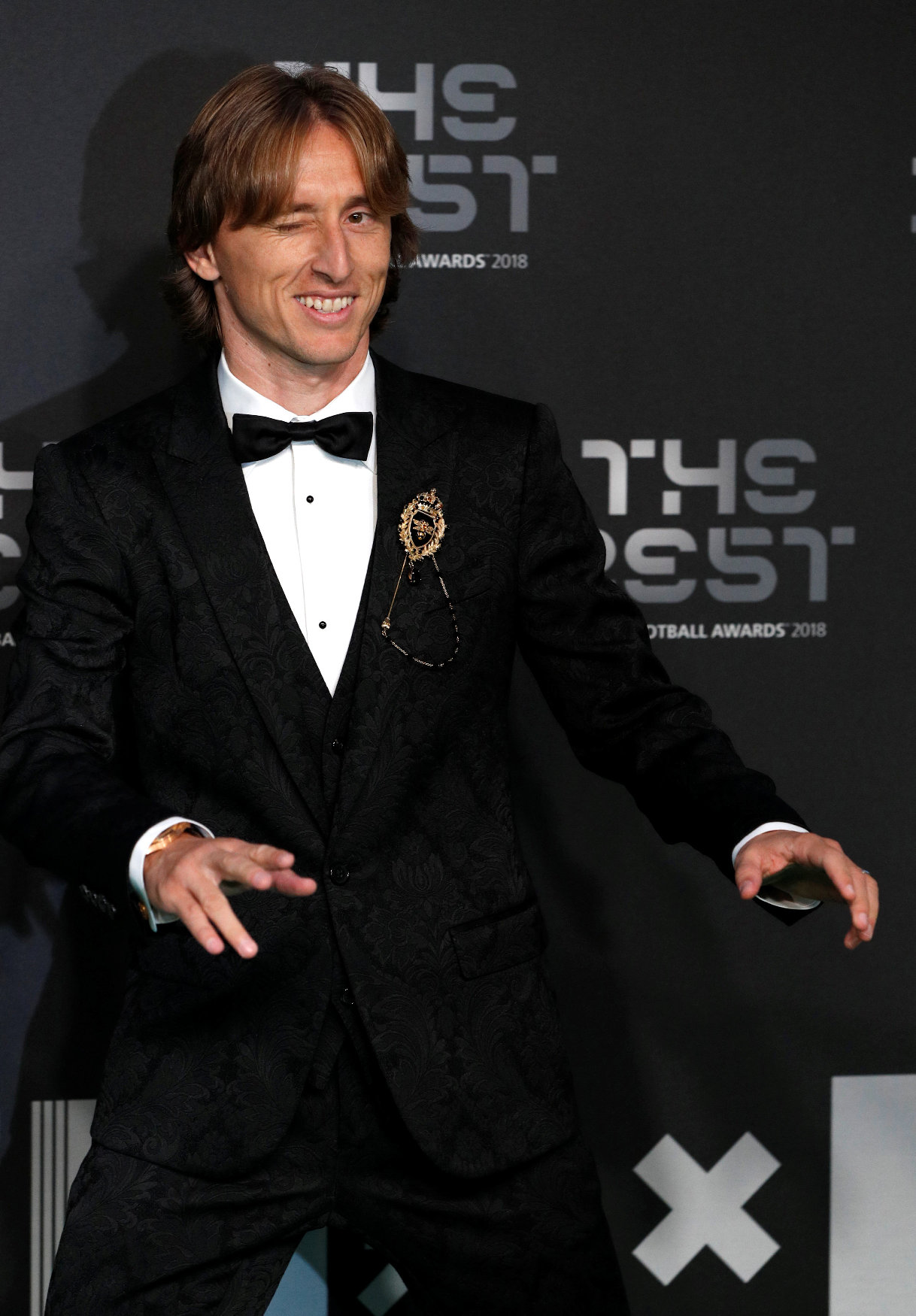 2018-09-24T180157Z_914225715_RC13E7BF6E60_RTRMADP_3_SOCCER-FIFA-AWARDS