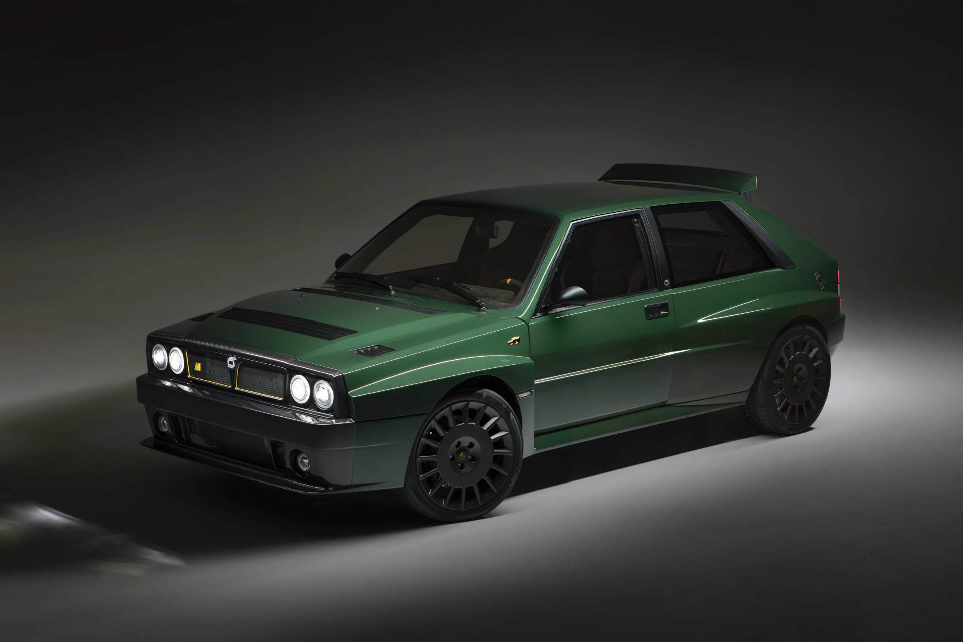 759b0ab5-automobili-amos-lancia-delta-futurista-6