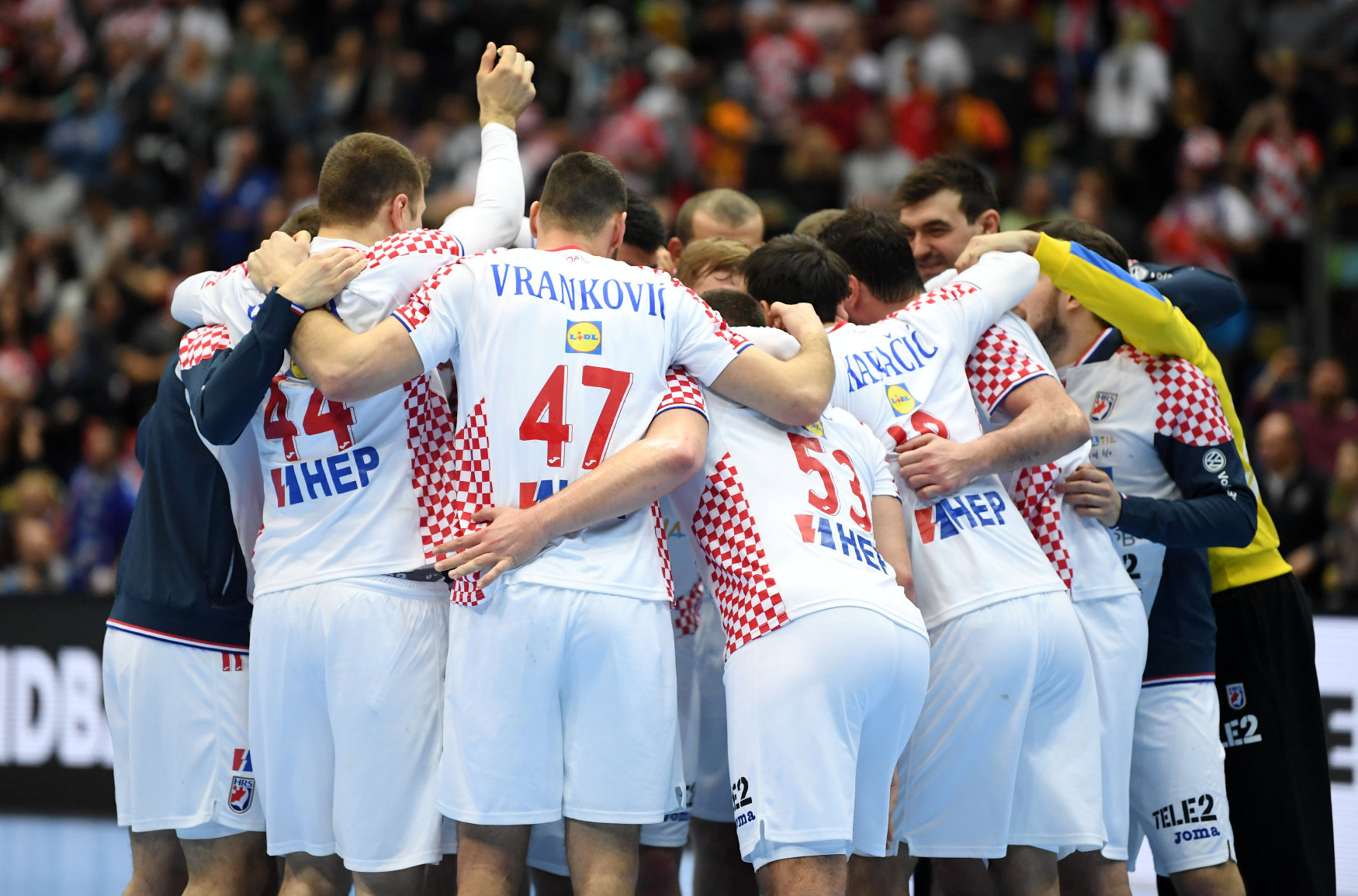 2019-01-11T184146Z_9384097_RC1FE7AF6270_RTRMADP_3_HANDBALL-WORLD