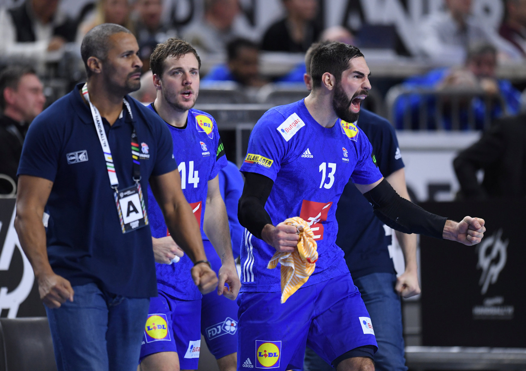 2019-01-19T181603Z_1314227558_RC1DFE090D80_RTRMADP_3_HANDBALL-WORLD_1
