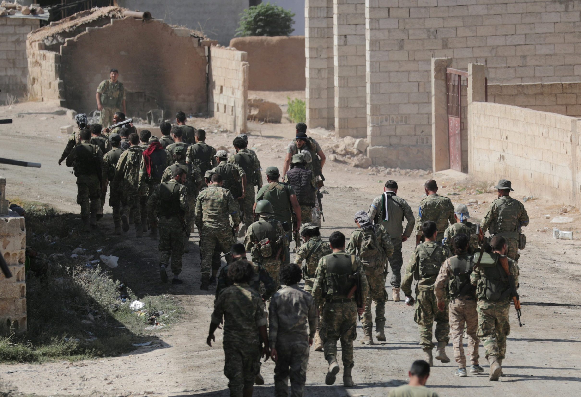 2019-10-12T194754Z_213735374_RC1C4709AB50_RTRMADP_3_SYRIA-SECURITY-TURKEY