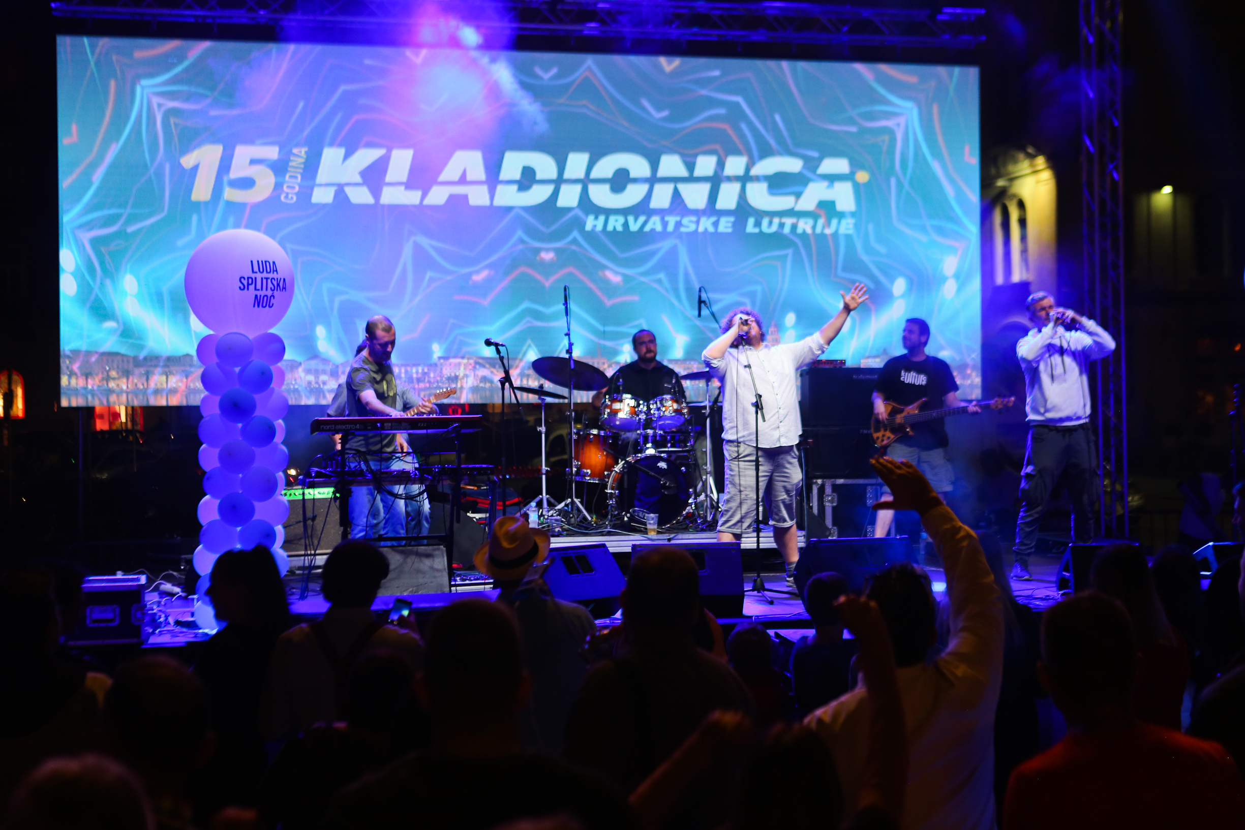 Luda_Splitska_Noc-TBF