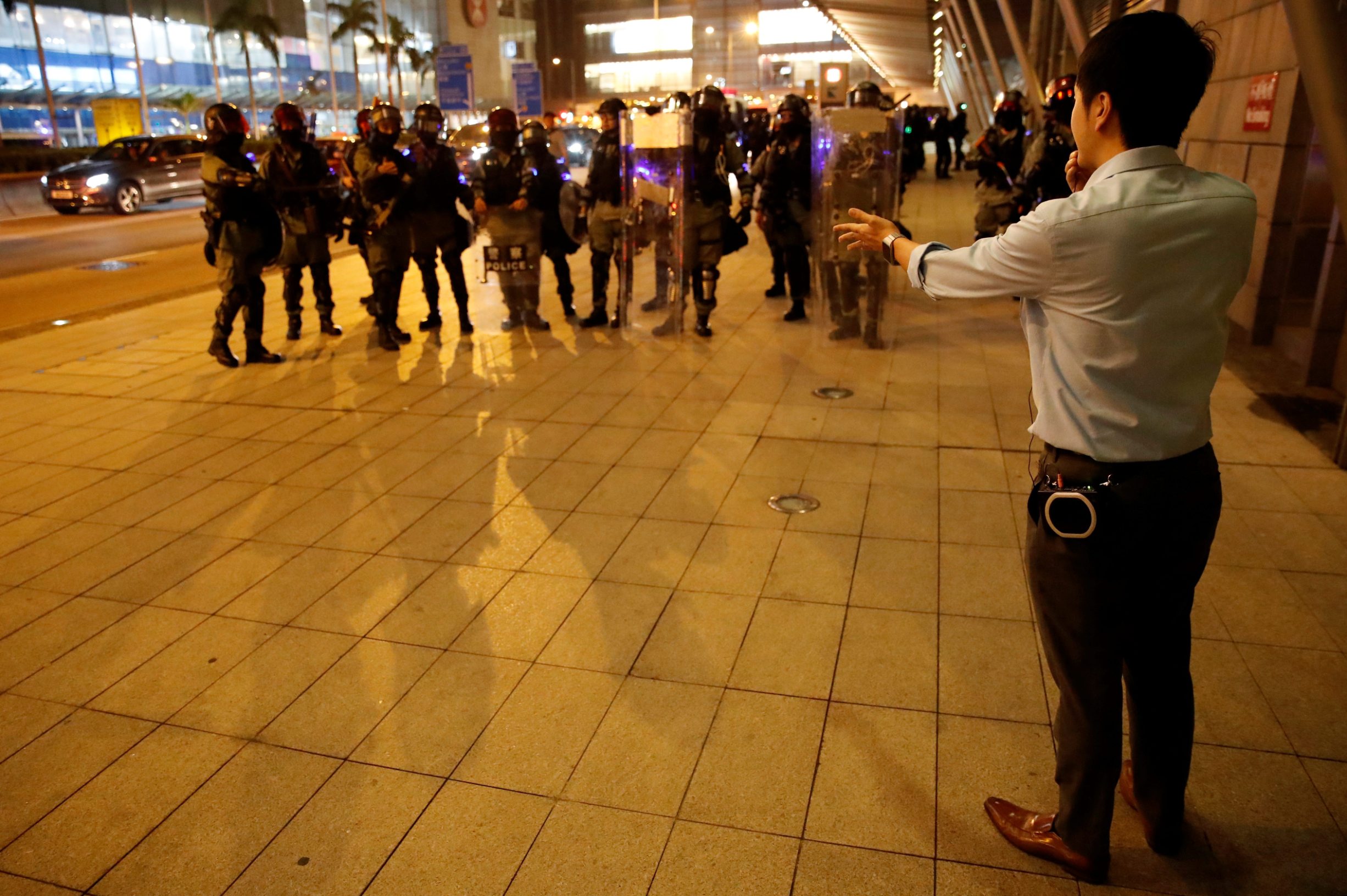 2019-10-14T151140Z_373289703_RC17F3FB1AD0_RTRMADP_3_HONGKONG-PROTESTS