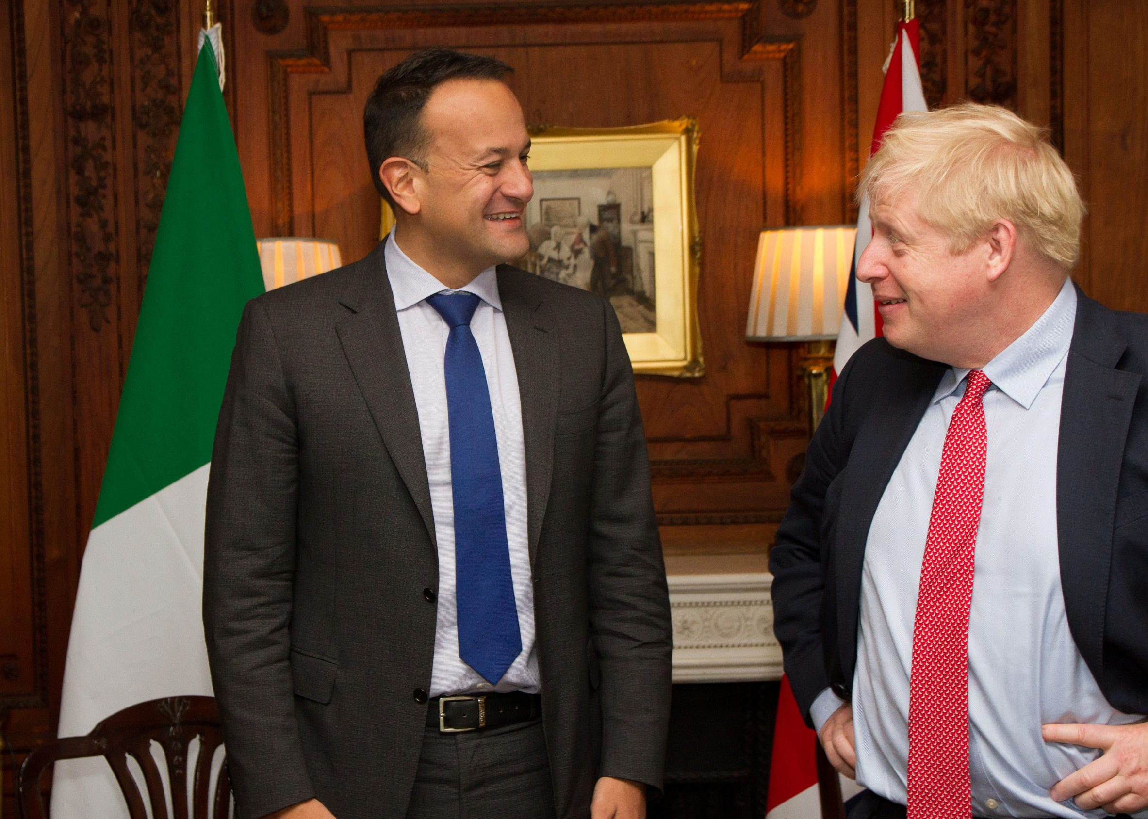Irski premijer Leo Varadkar i britanski kolega Boris Johnson na nedavnom tajnom sastanku u Engleskoj