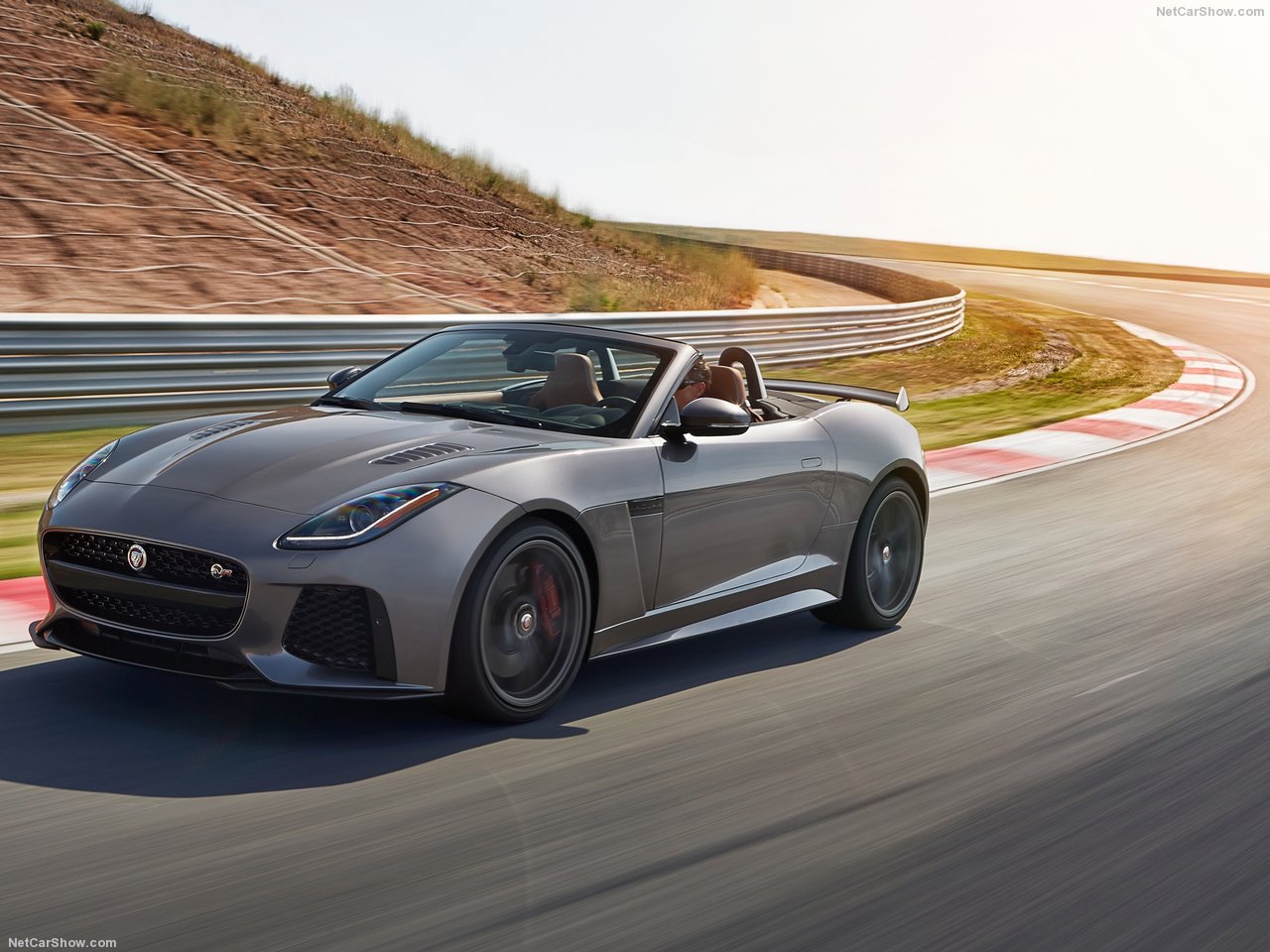 Jaguar-F-Type_SVR-2017-1280-04