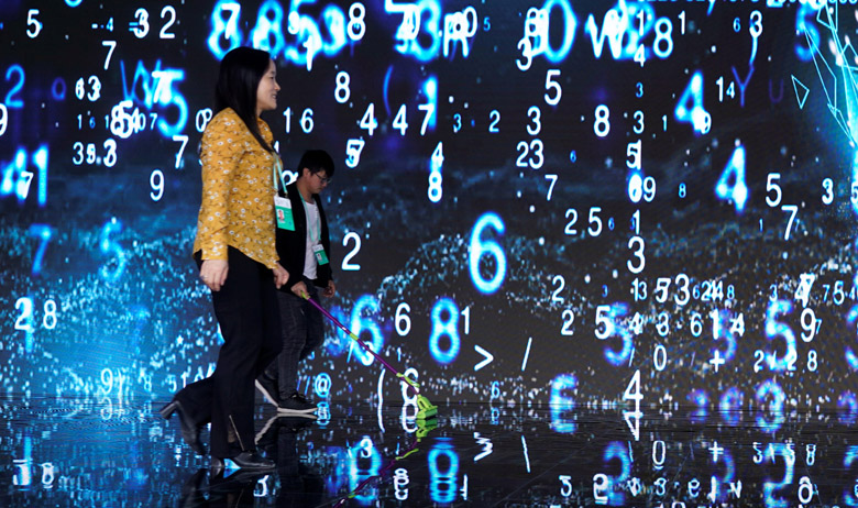 2019-10-20T042729Z_1395280547_RC118EEFEBA0_RTRMADP_3_CHINA-CYBER_1