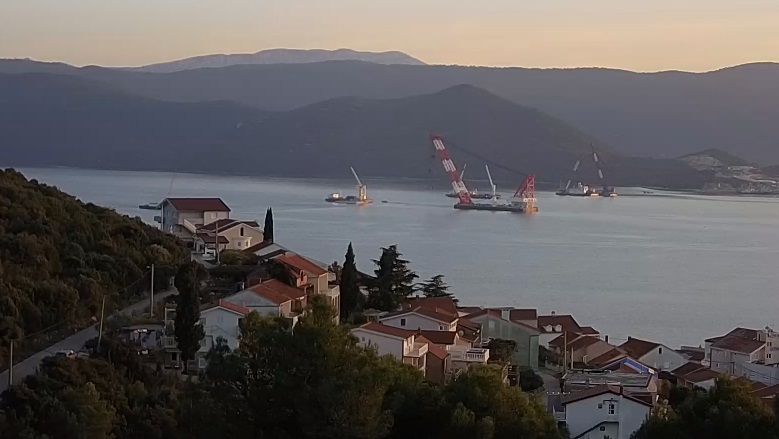 Pelješki most