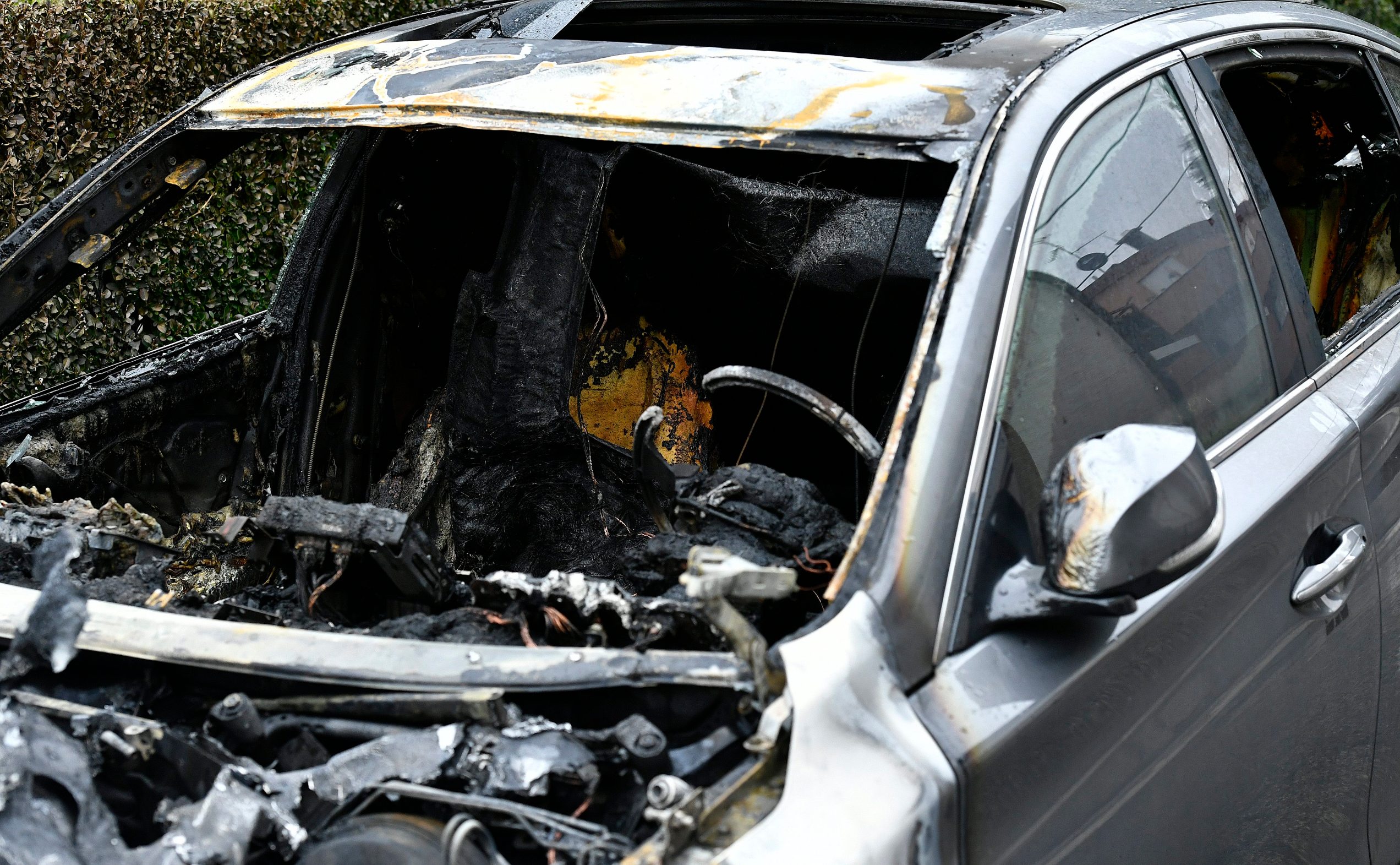 zapaljeni_auto-111019