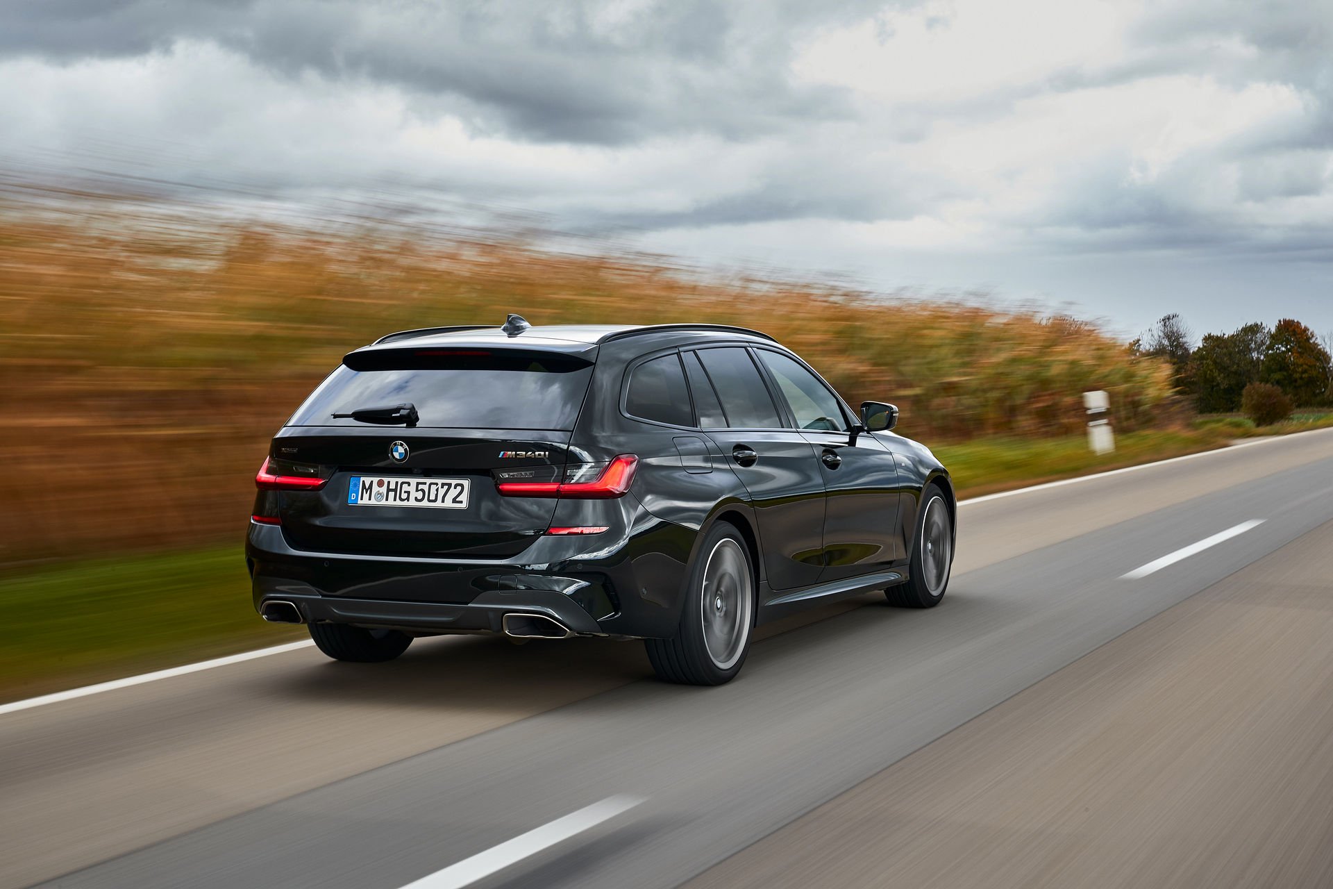BMW-M340i-87