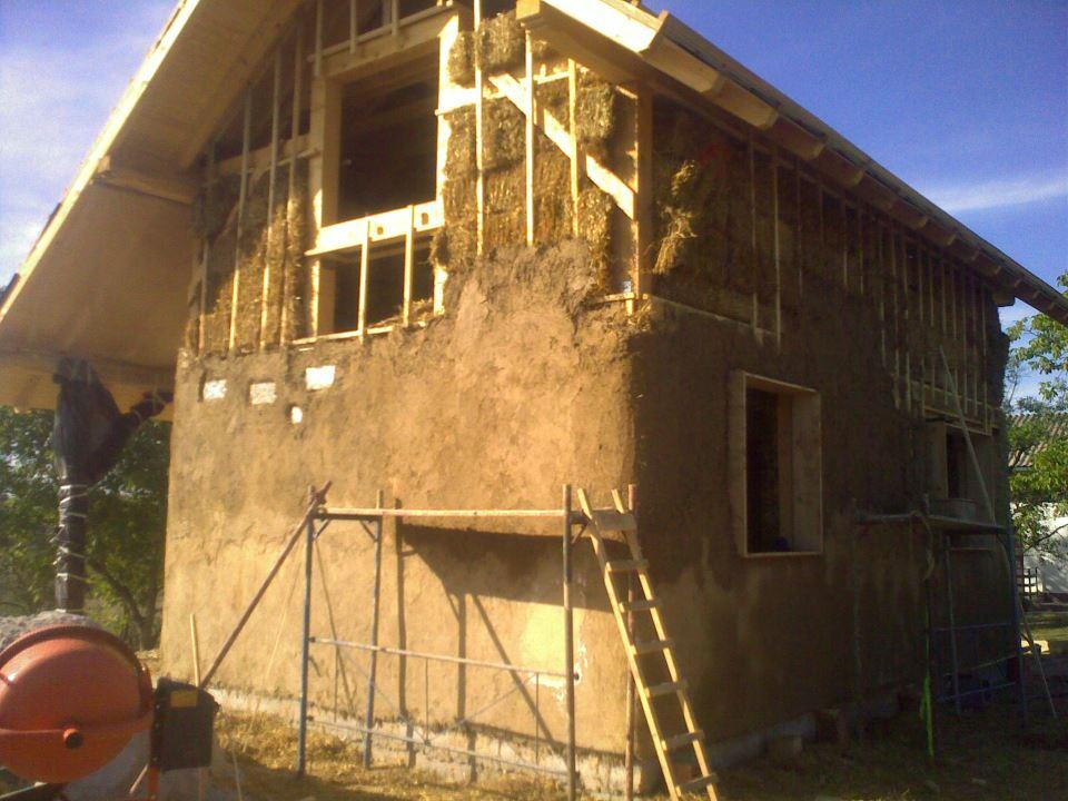 405917_489080484437534_863980562_n