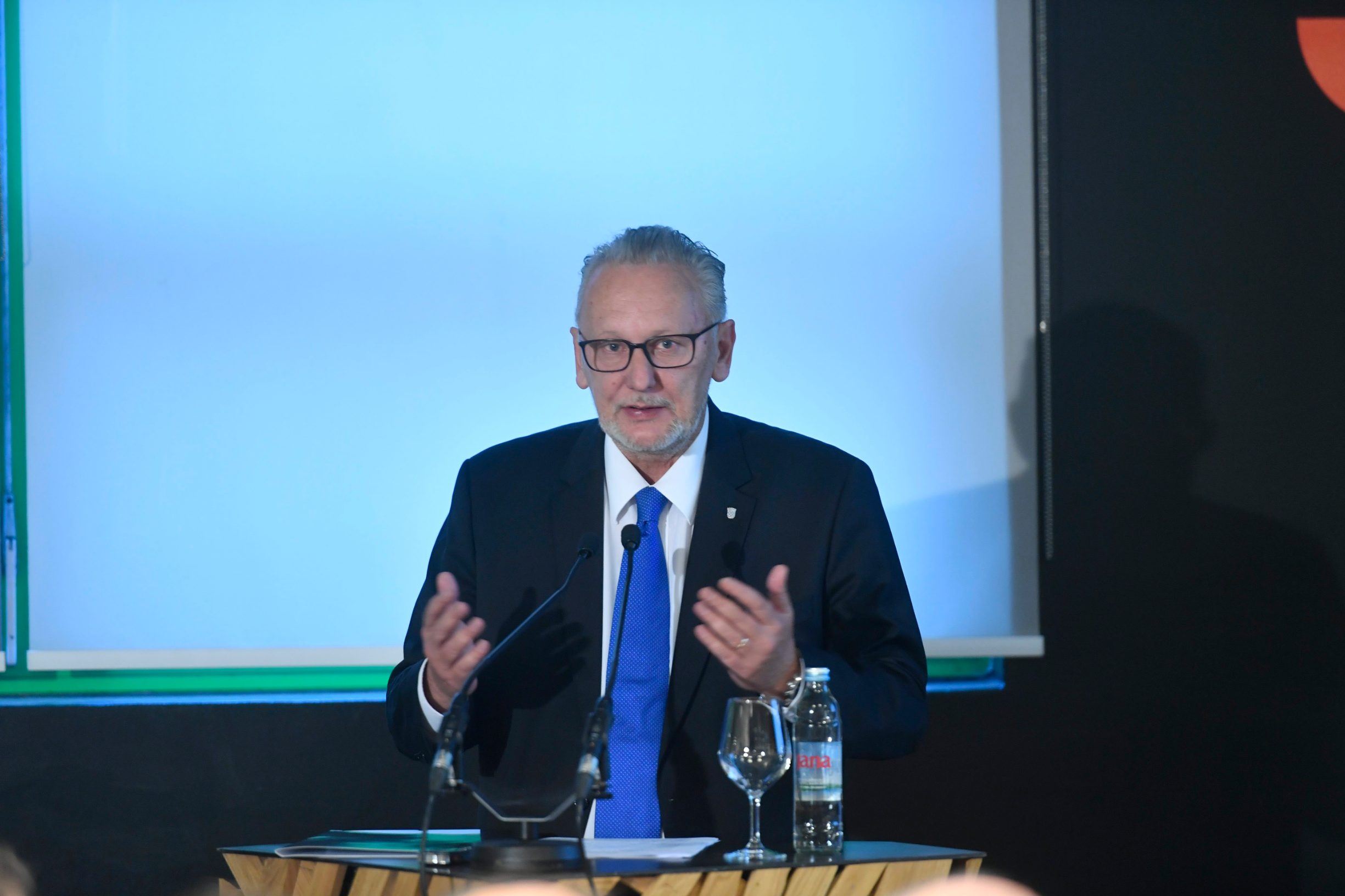 Na fotografiji: Davor Božinović