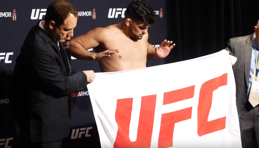 Kelvin Gastelum vaganje