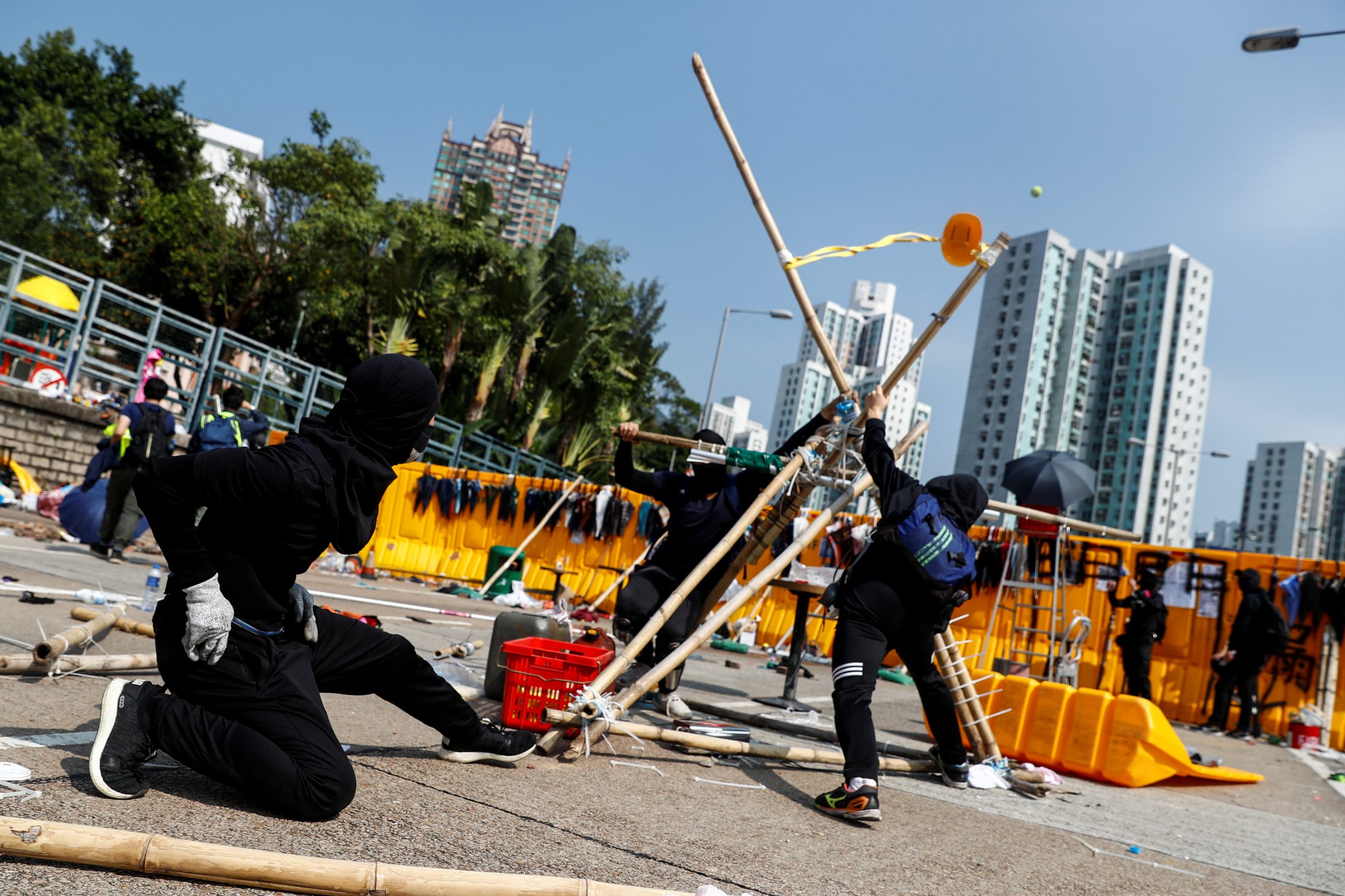 2019-11-14T095859Z_1431415713_RC2XAD9MYPKJ_RTRMADP_3_HONGKONG-PROTESTS-WEAPONS