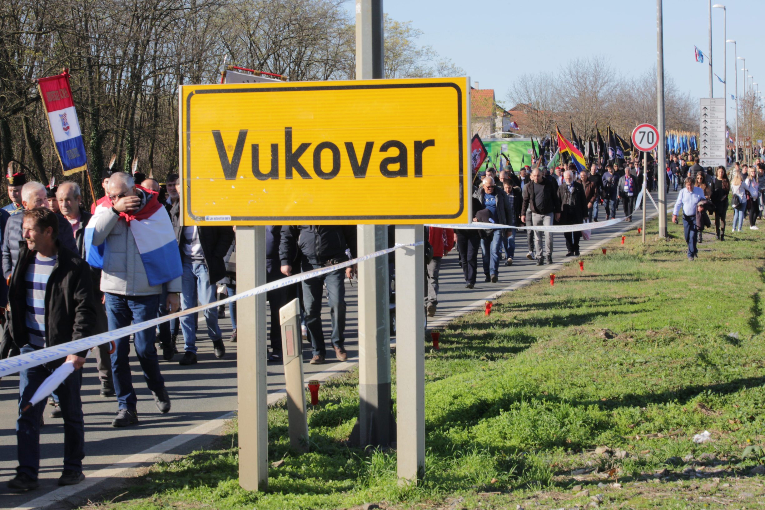 kolona_sjecanja25-181119