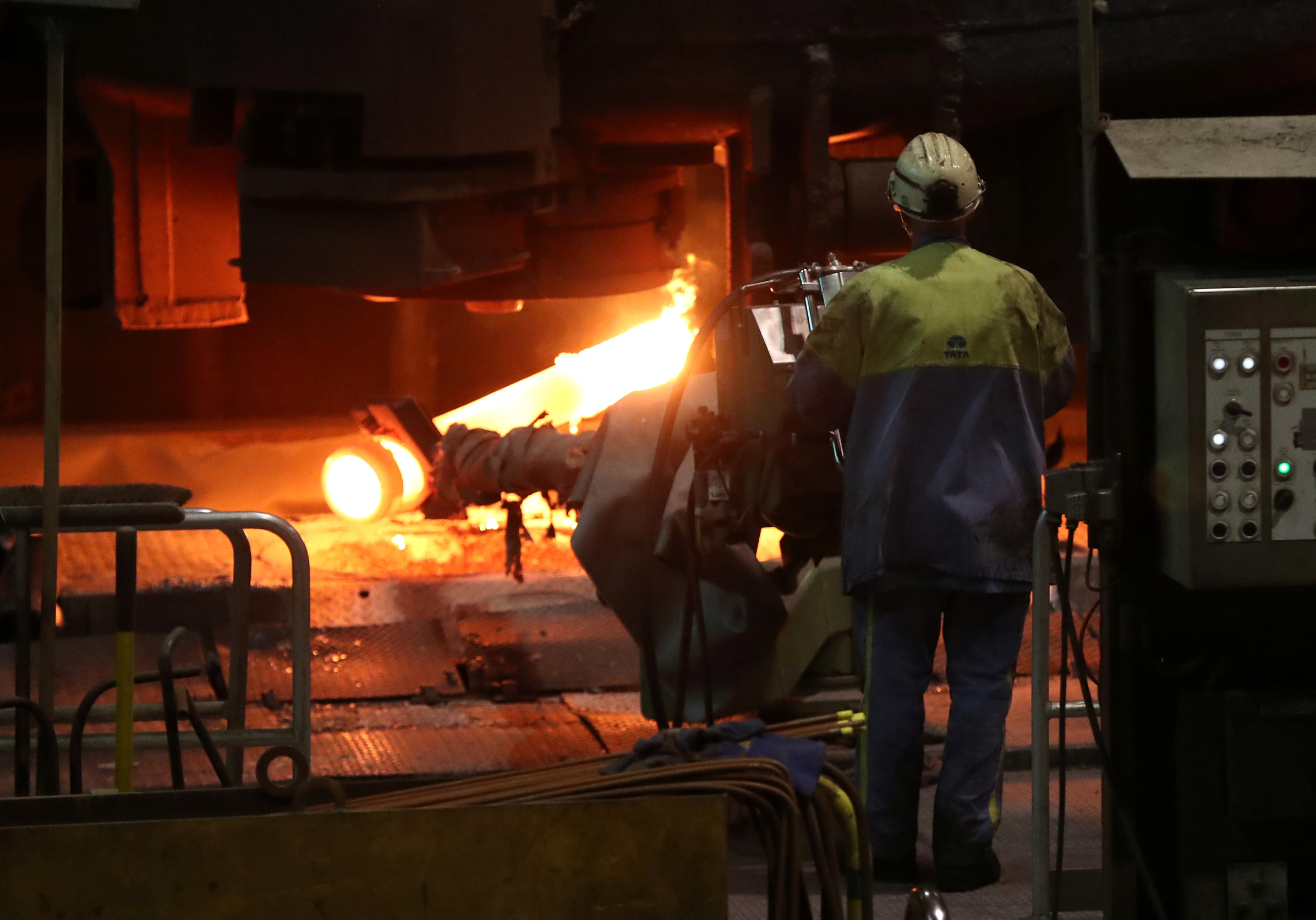 Radnik u pogonu Tata Steel tvornice