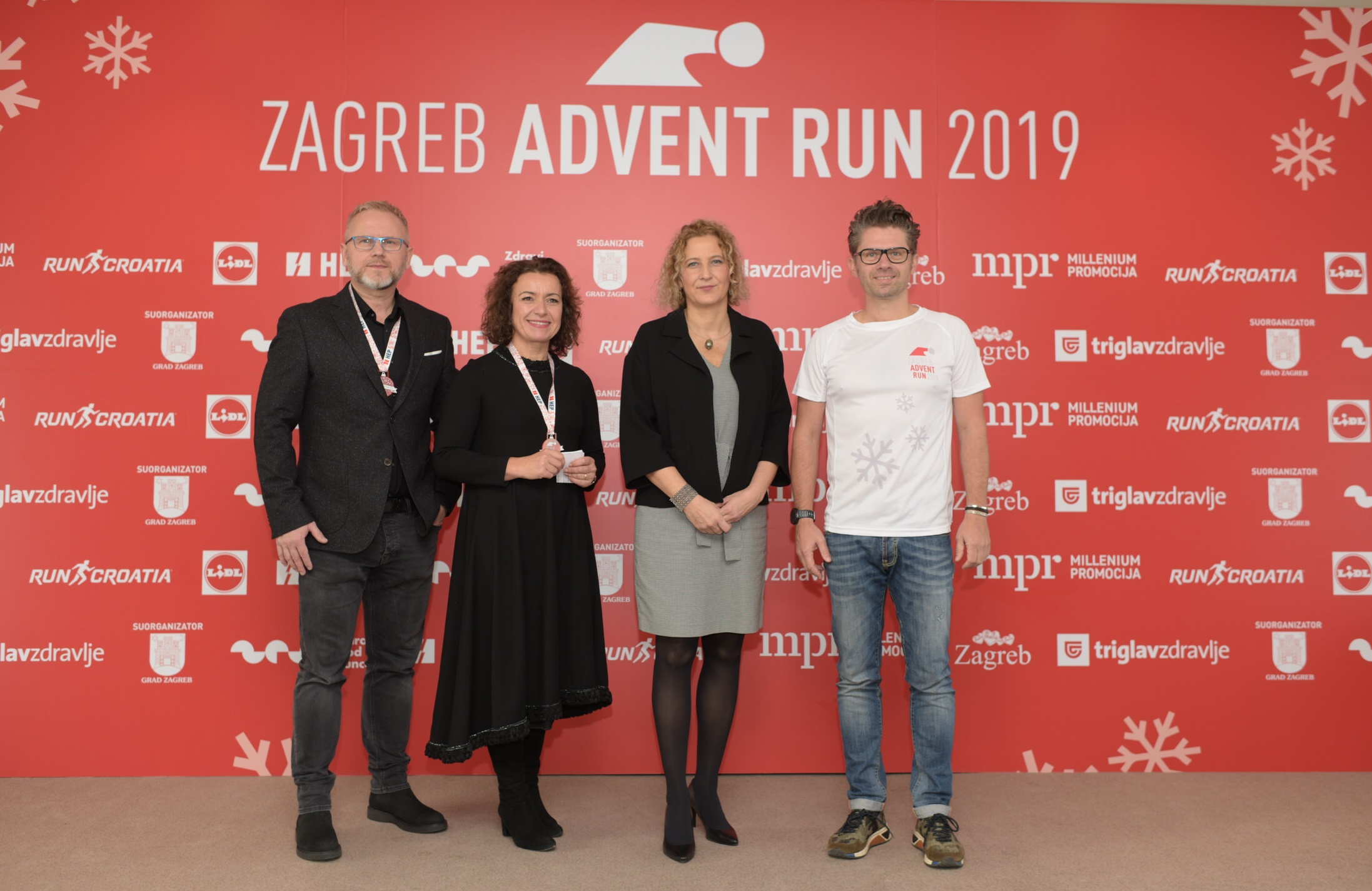 Foto Luka Smuk_Zagreb Advent Run 19_Mario Petrović_ prim. Sanja Poduje, dr. med._ Mirka Jozić_ Berislav Sokač